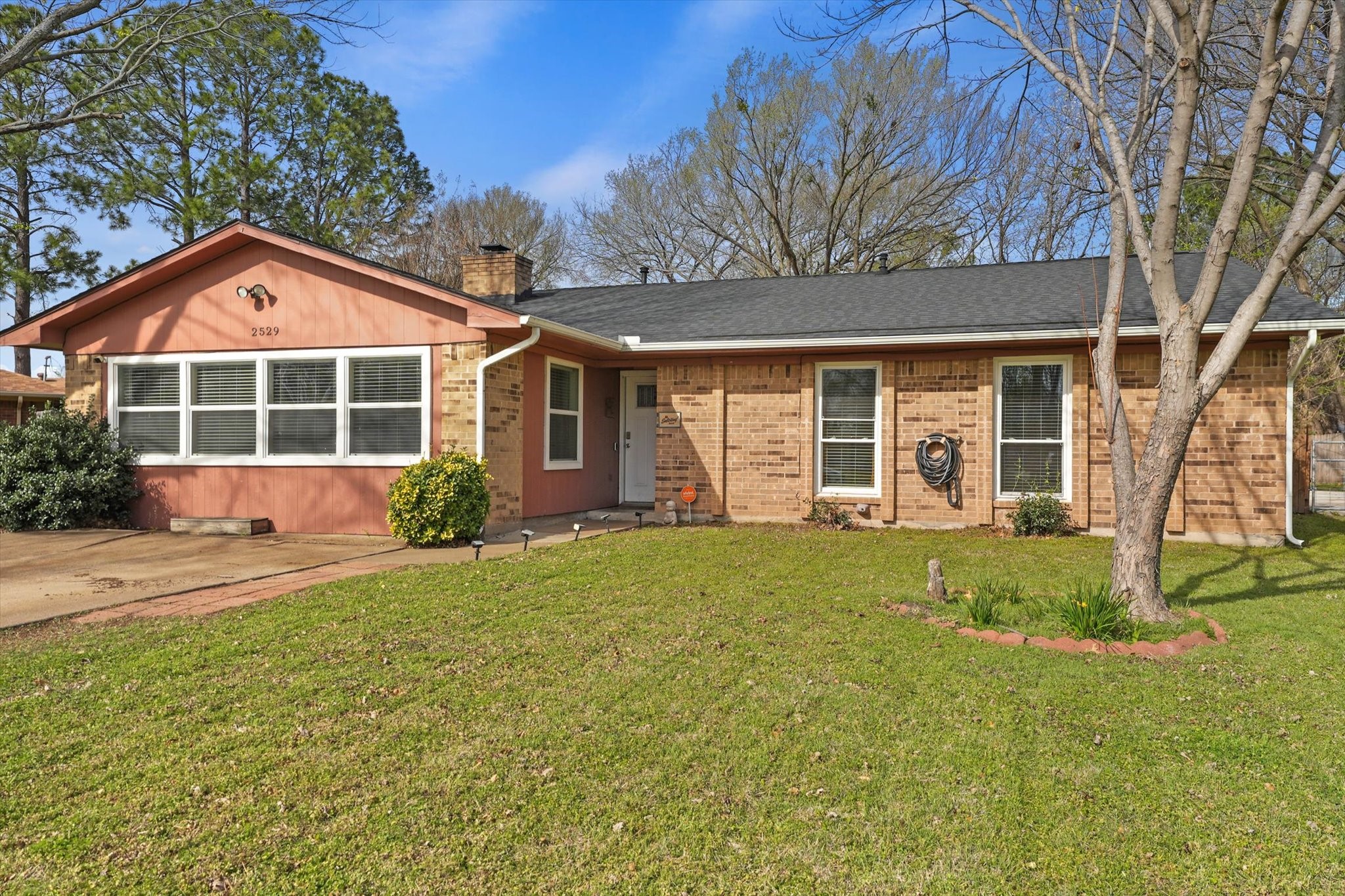 2529 Freedom Lane Denton TX 76209