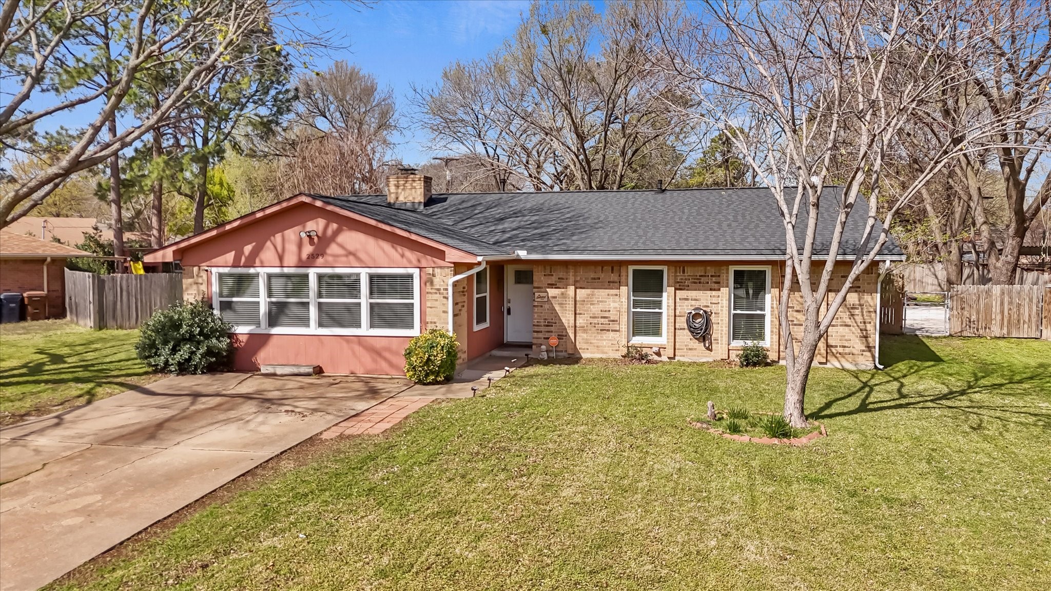 2529 Freedom Lane Denton TX 76209