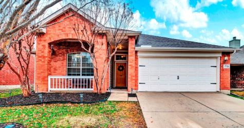 1738 Duck Cove Drive Aubrey TX 76227