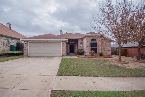 209 Armstrong Drive Cedar Hill TX 75104