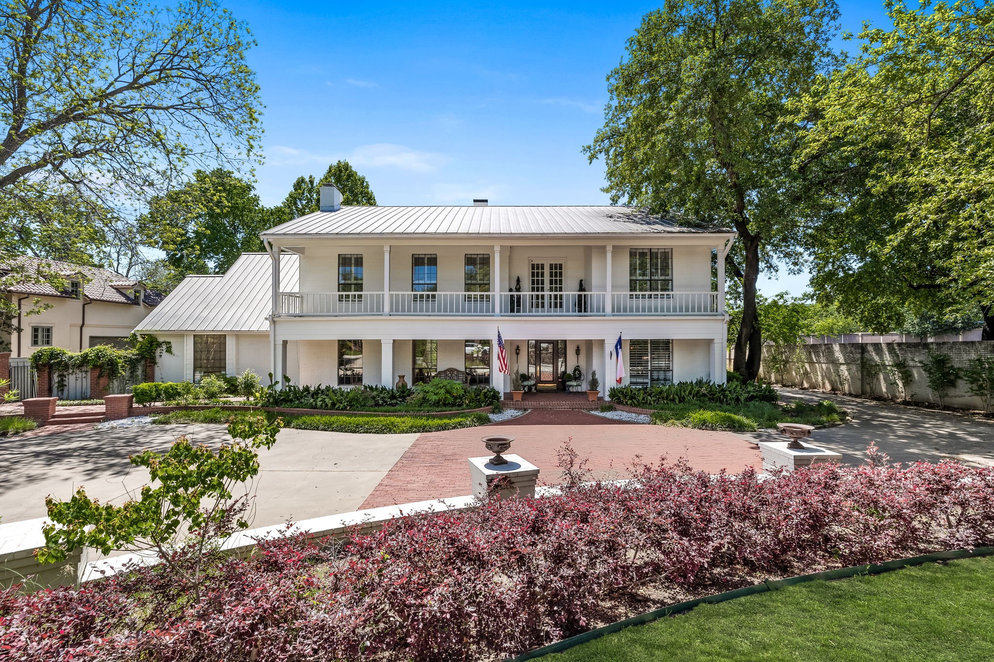 5706 Deloache Avenue Dallas TX 75225