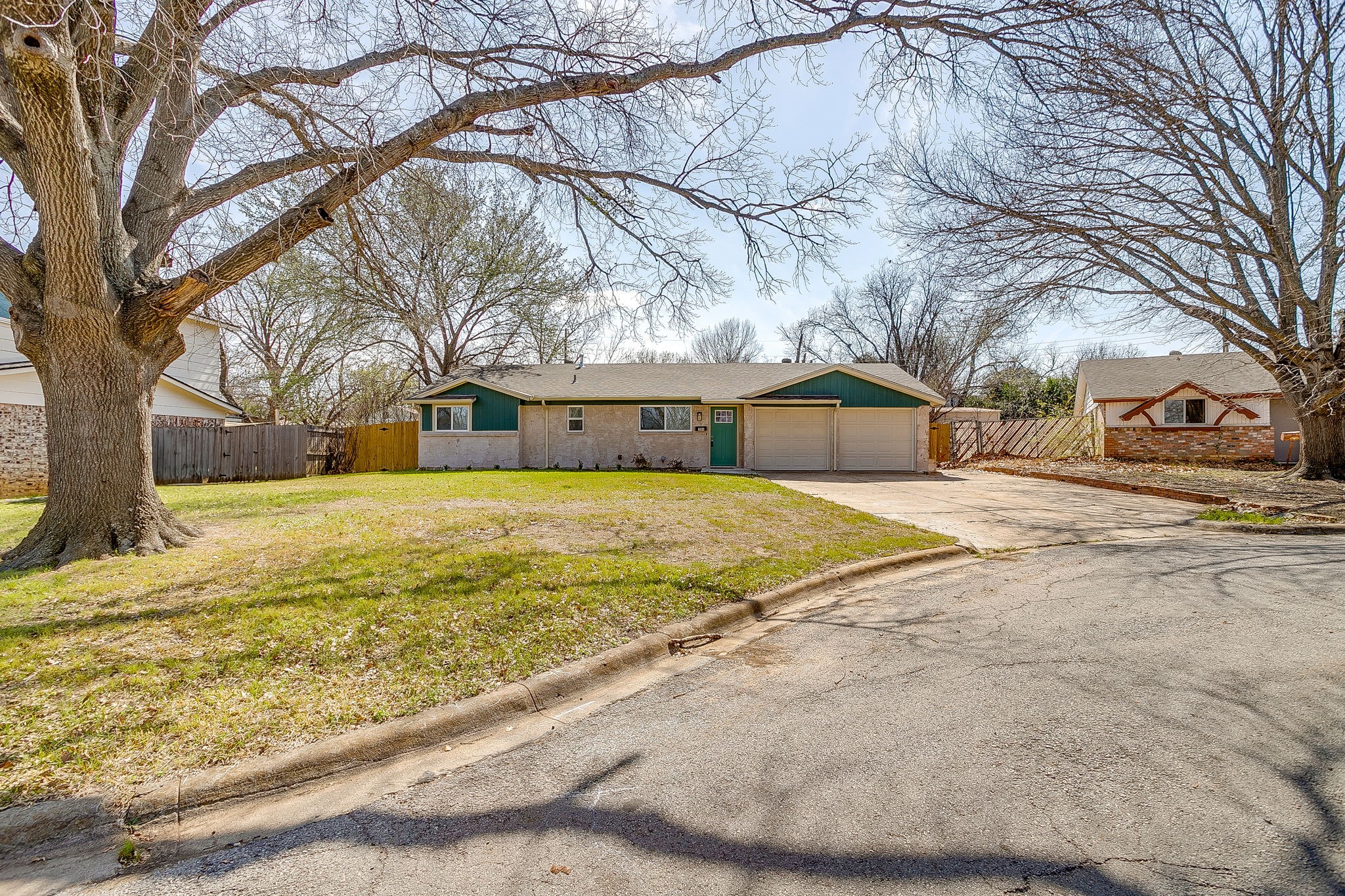 309 Sundown Court Burleson TX 76028