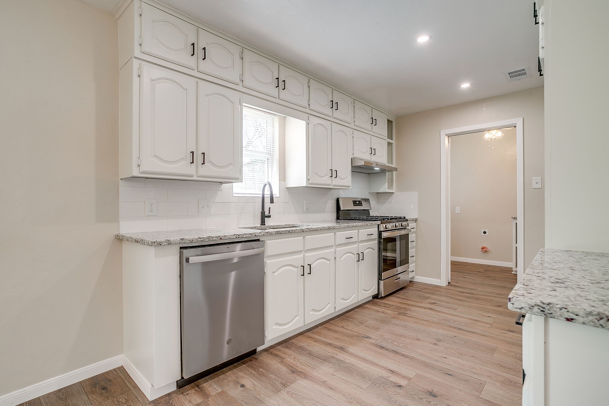 309 Sundown Court Burleson TX 76028