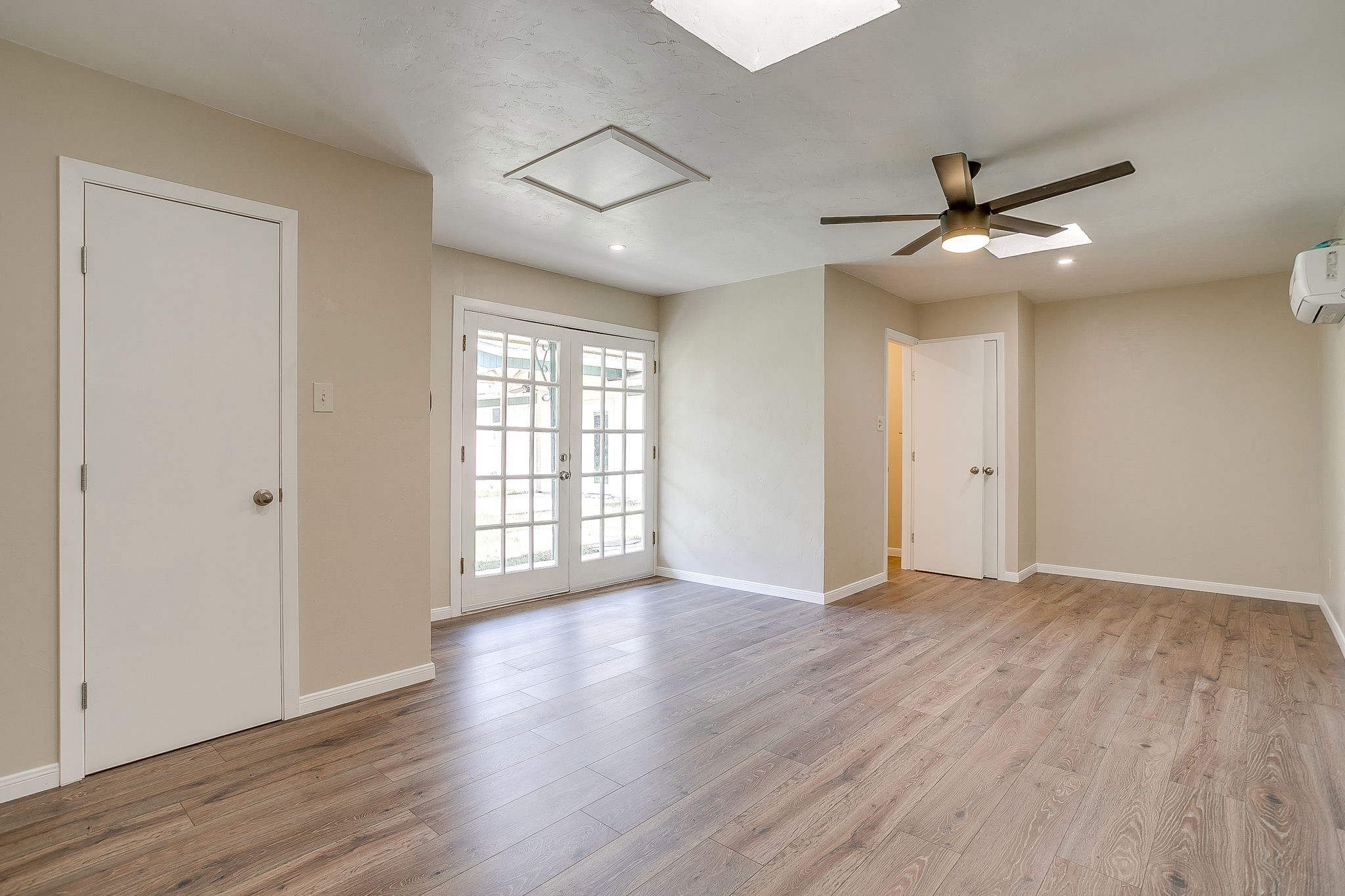 309 Sundown Court Burleson TX 76028