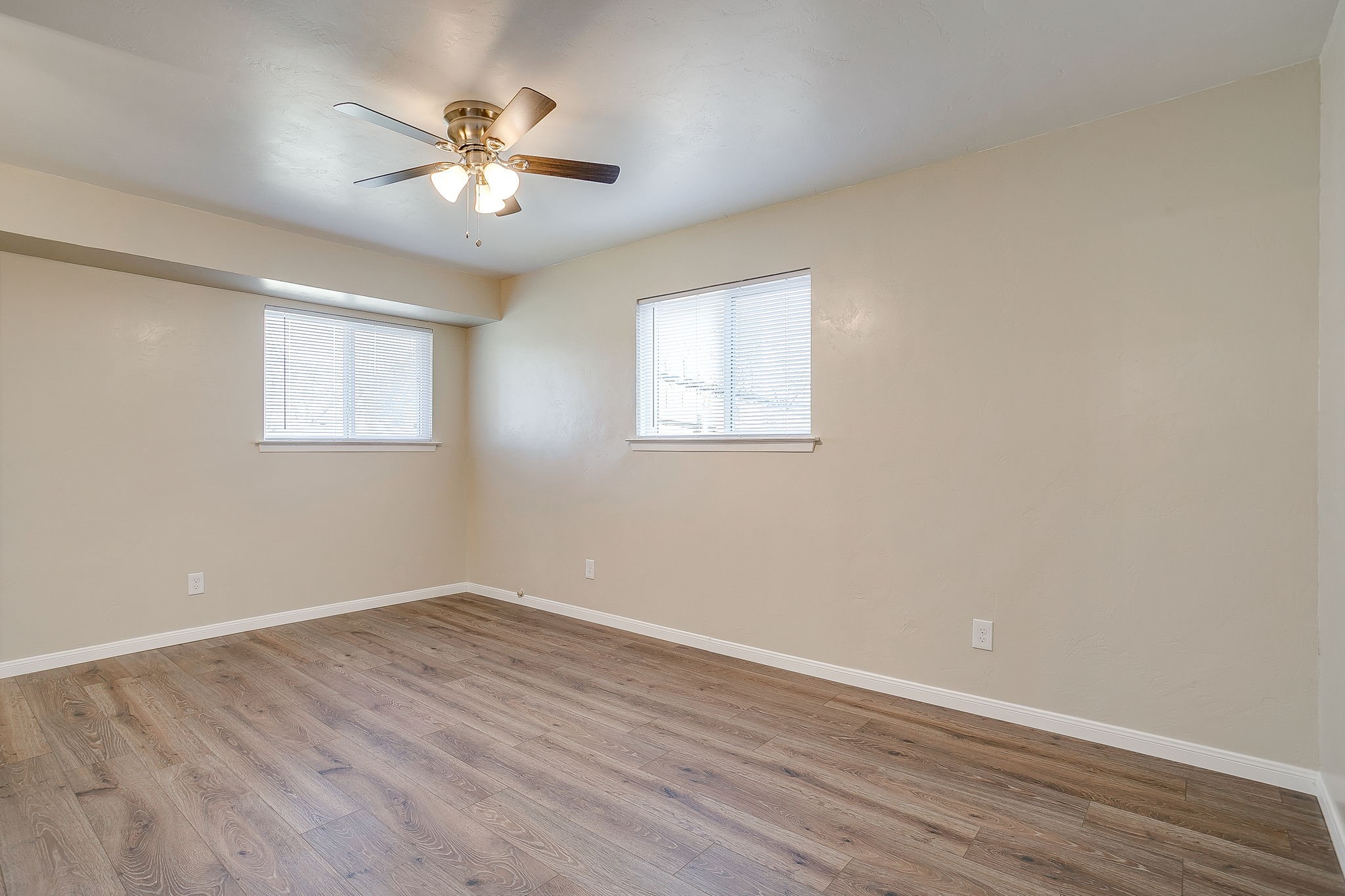 309 Sundown Court Burleson TX 76028
