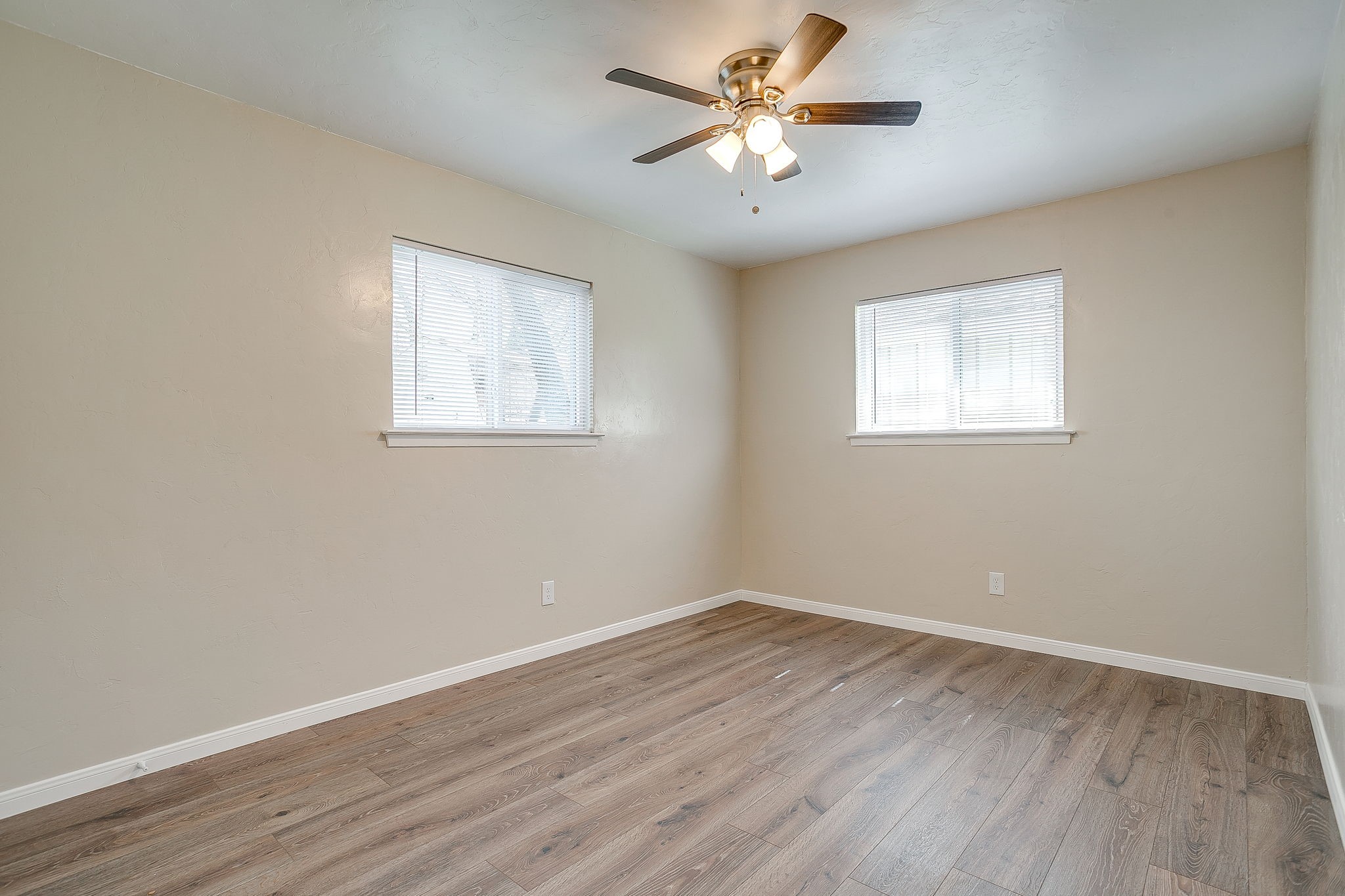 309 Sundown Court Burleson TX 76028
