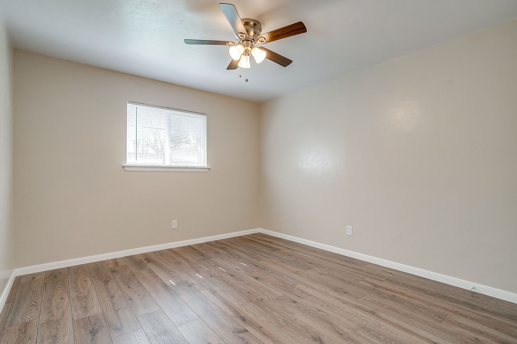 309 Sundown Court Burleson TX 76028