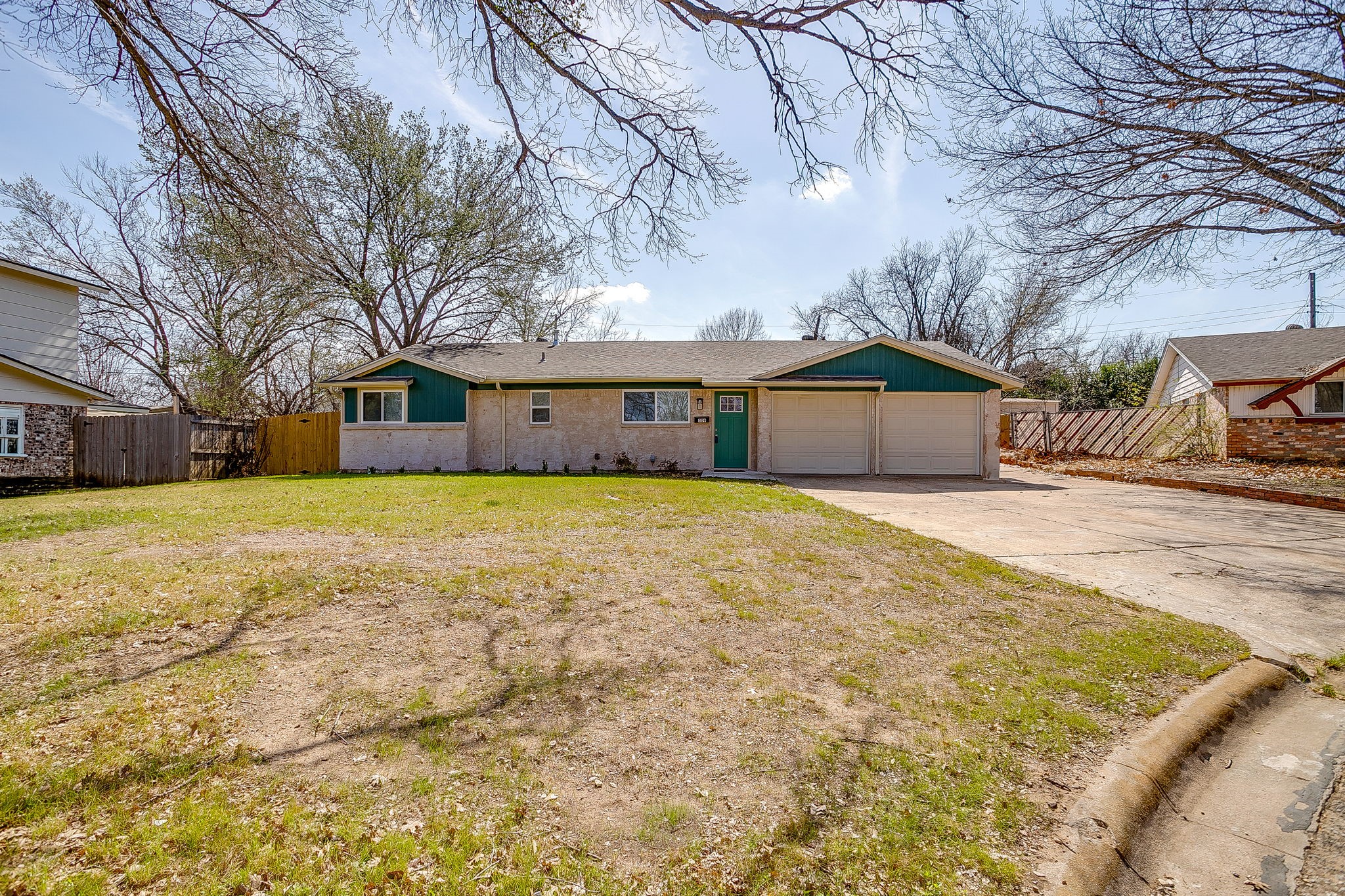 309 Sundown Court Burleson TX 76028
