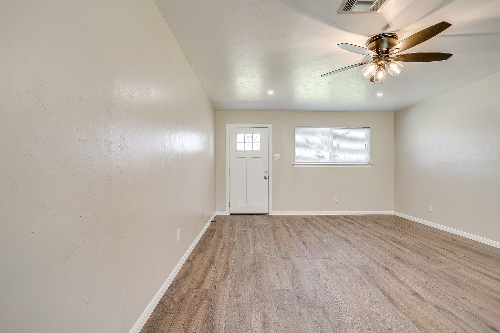 309 Sundown Court Burleson TX 76028