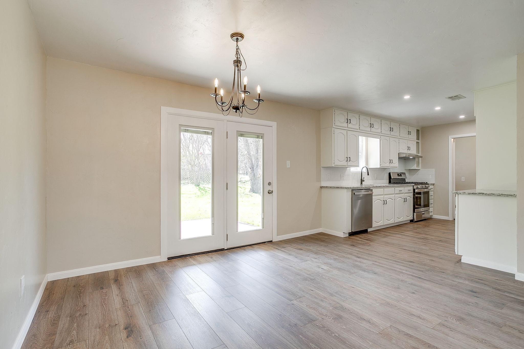 309 Sundown Court Burleson TX 76028
