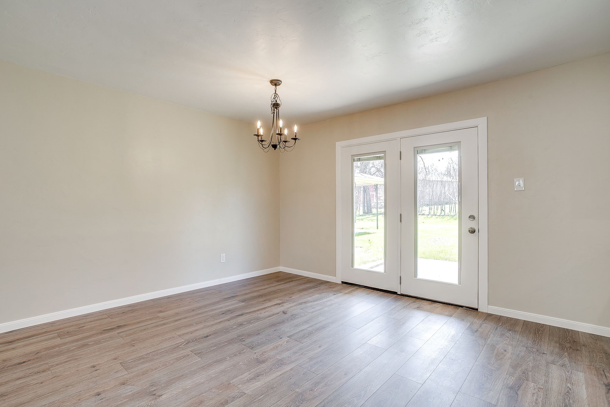 309 Sundown Court Burleson TX 76028