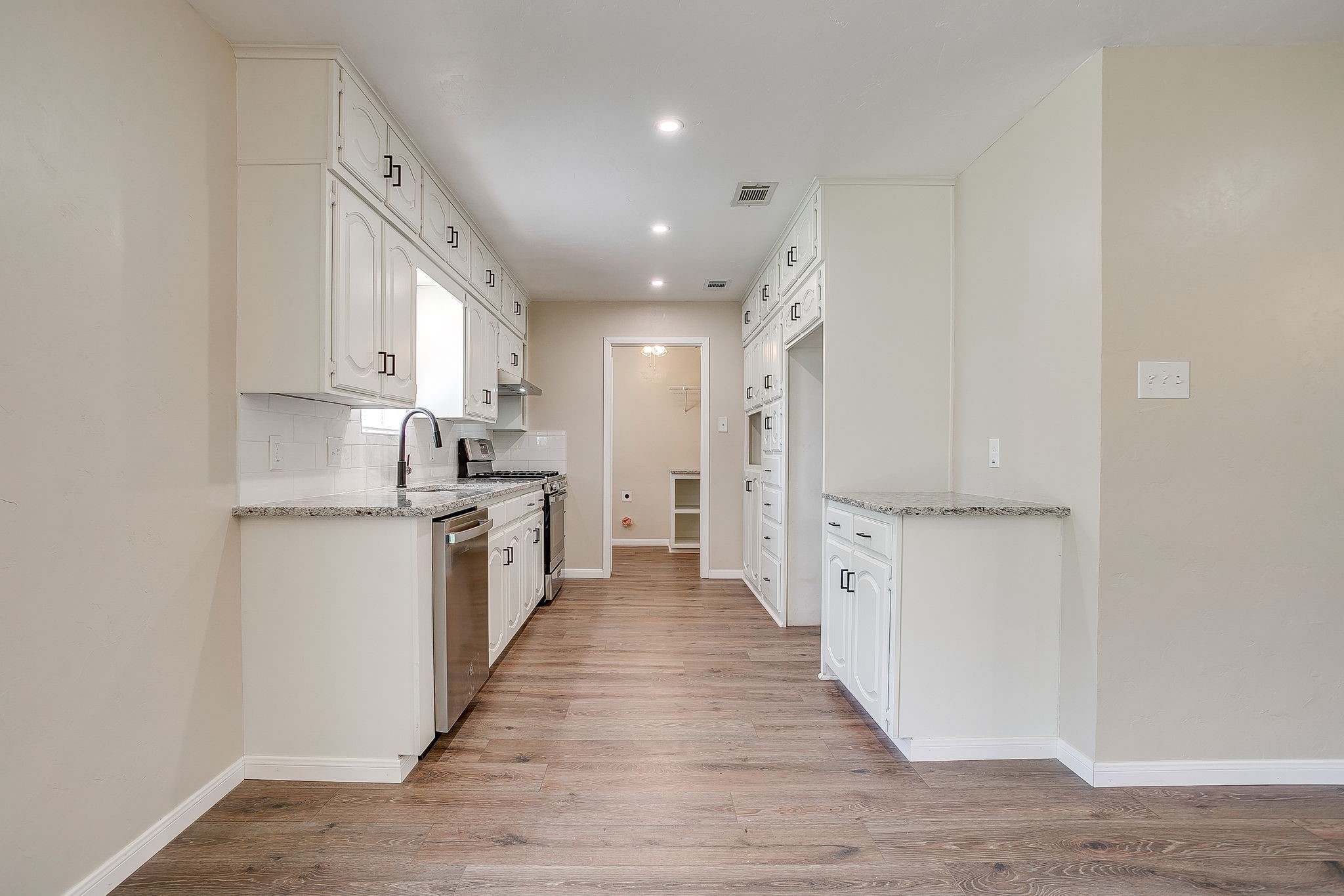 309 Sundown Court Burleson TX 76028
