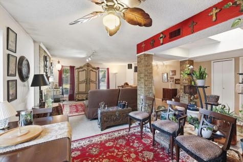 2909 Oakridge Drive Bedford TX 76021