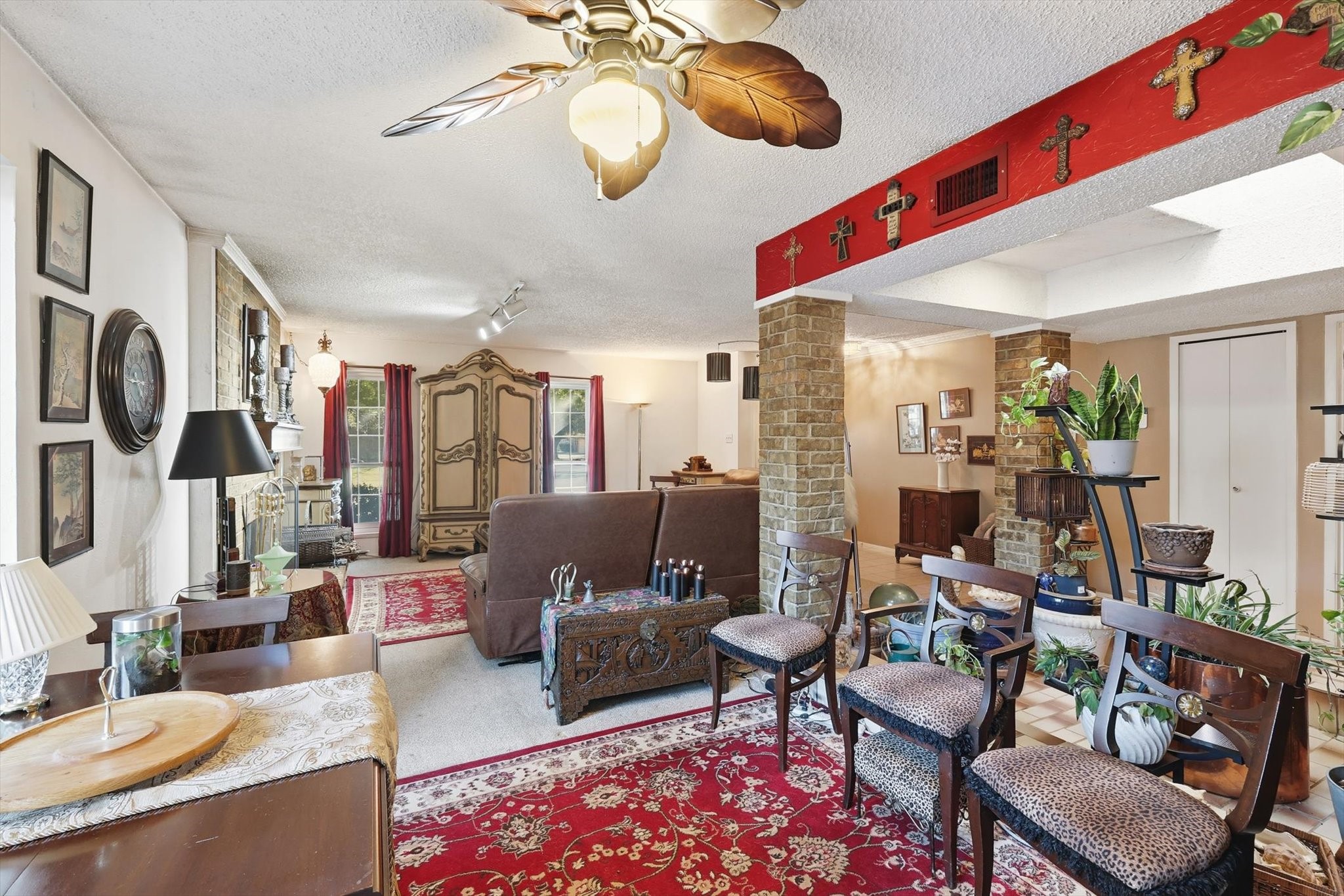 2909 Oakridge Drive Bedford TX 76021