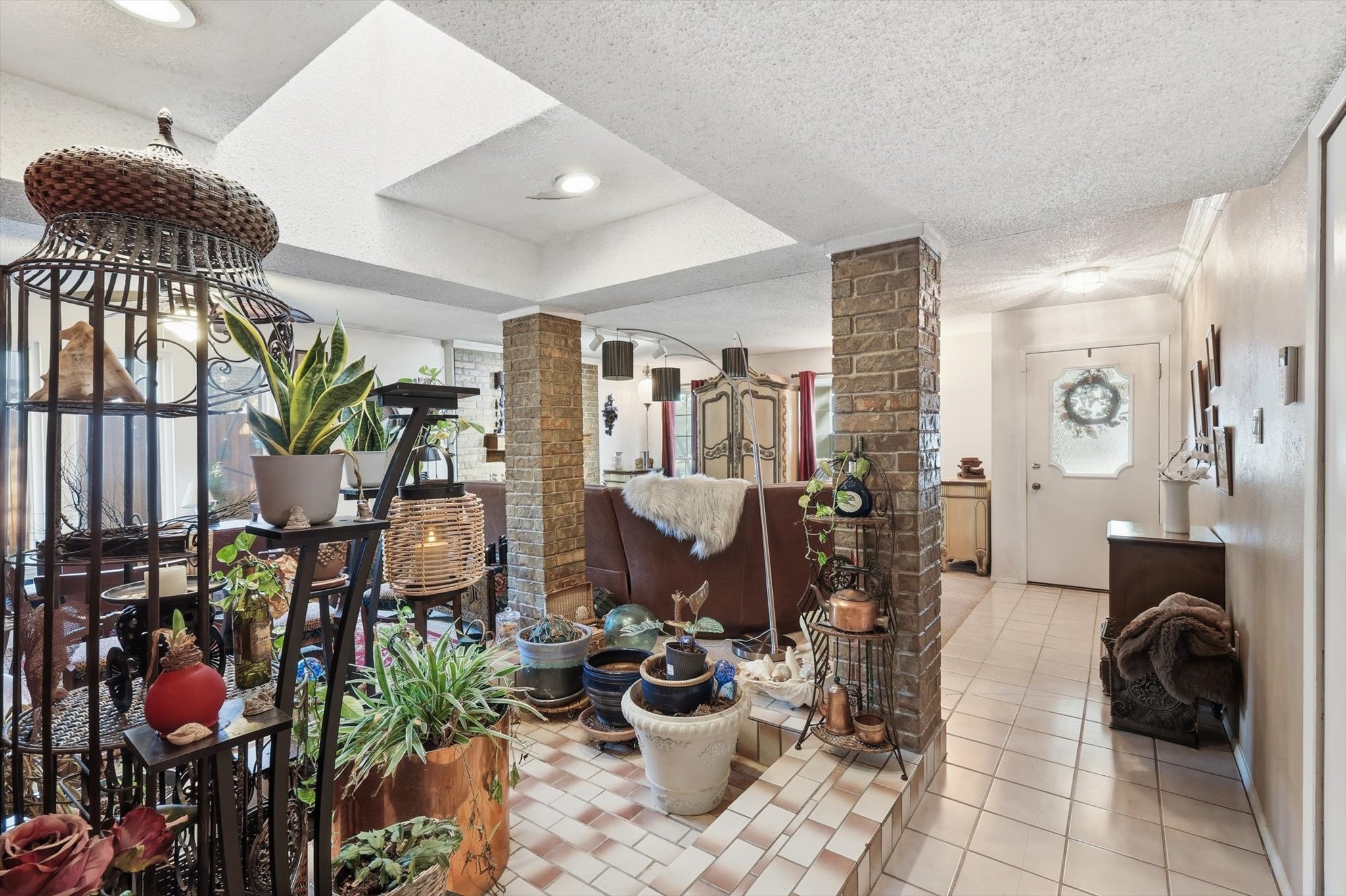 2909 Oakridge Drive Bedford TX 76021