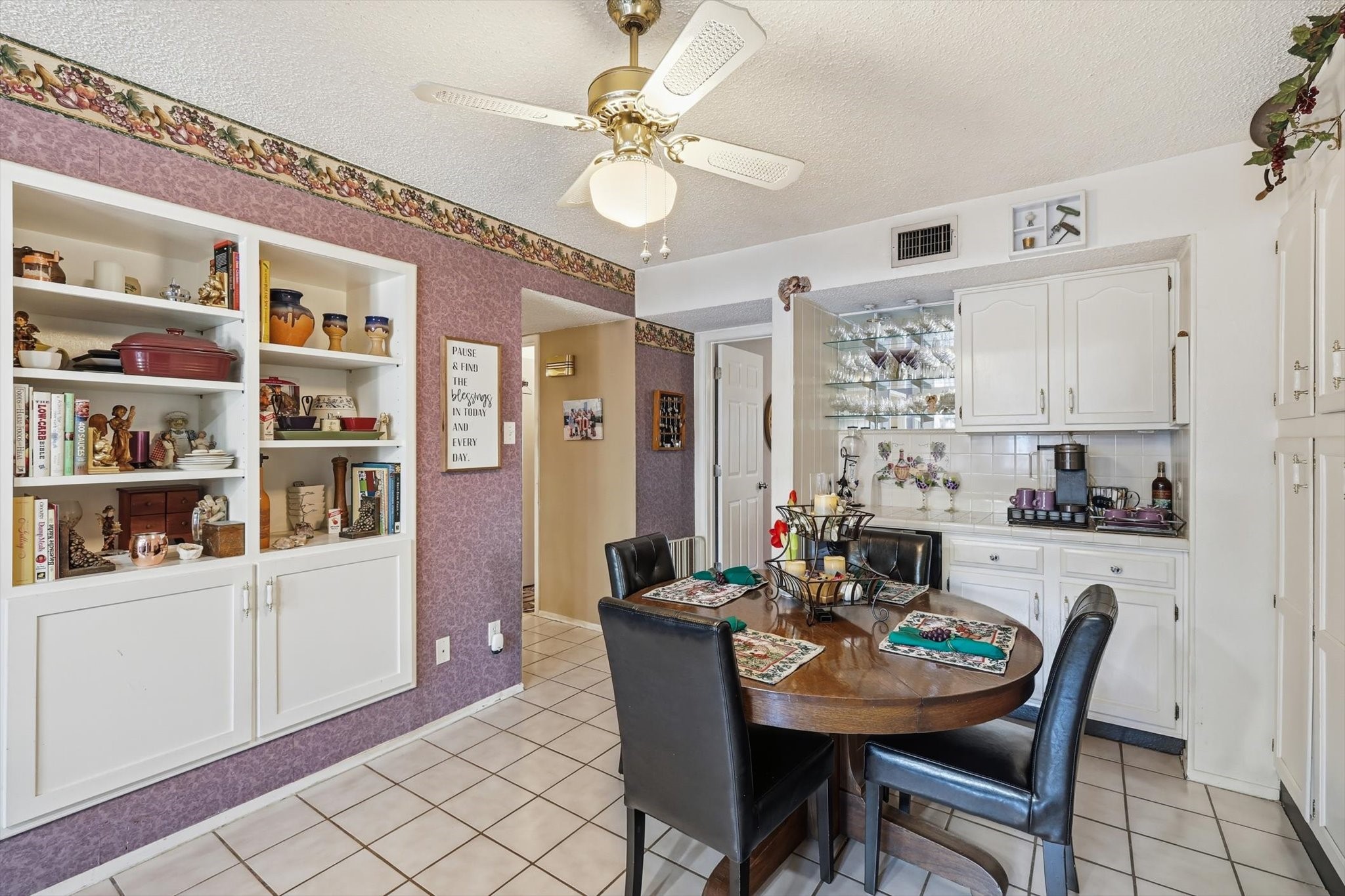 2909 Oakridge Drive Bedford TX 76021