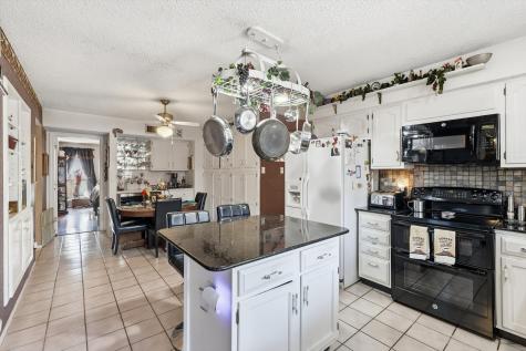 2909 Oakridge Drive Bedford TX 76021