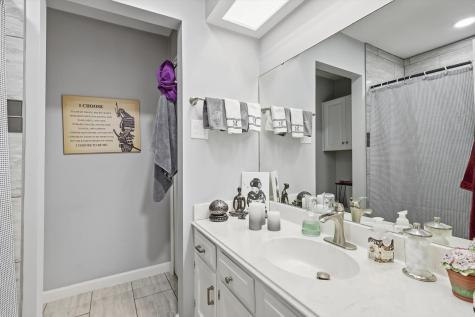 2909 Oakridge Drive Bedford TX 76021