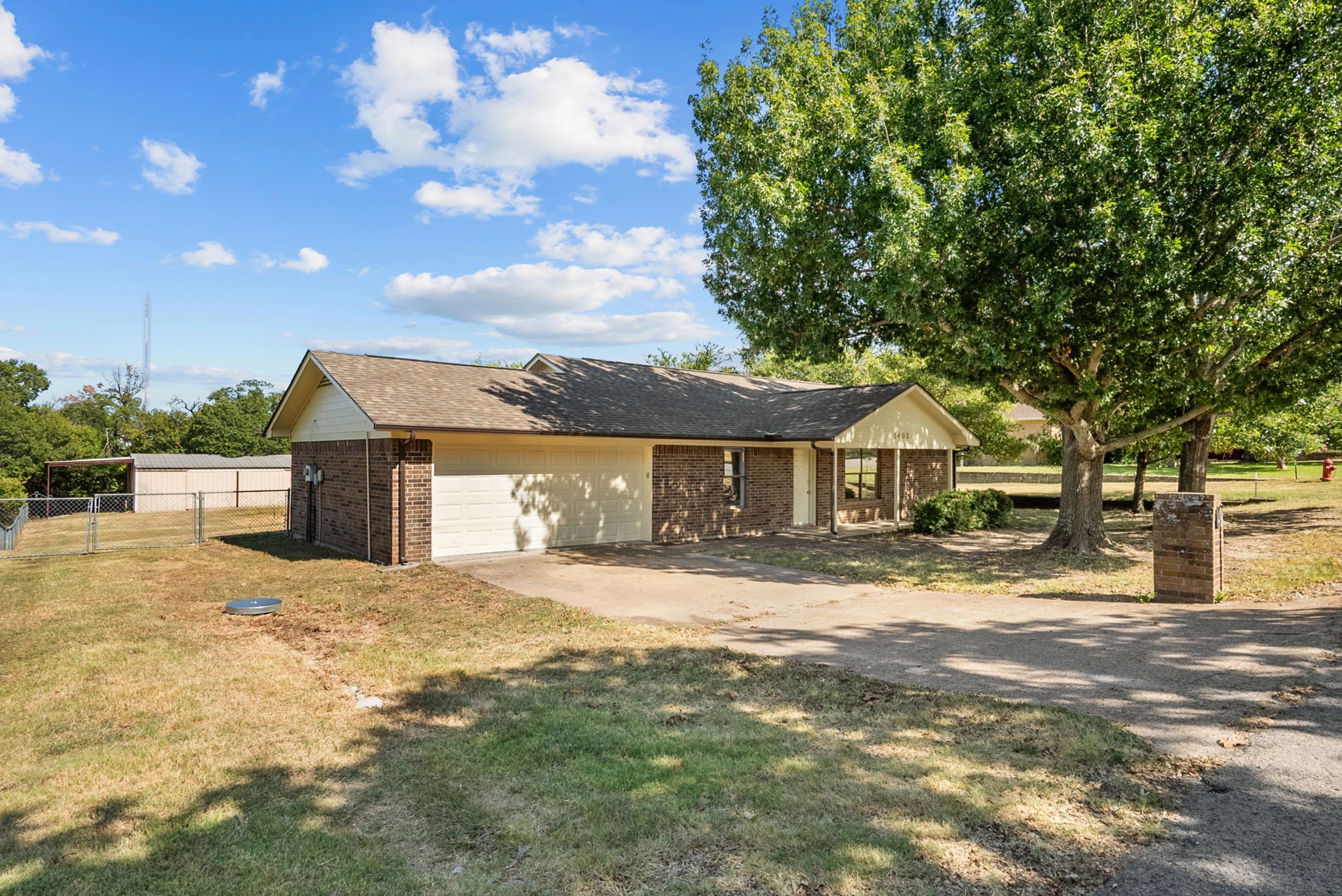 1402 King Street Weatherford TX 76086