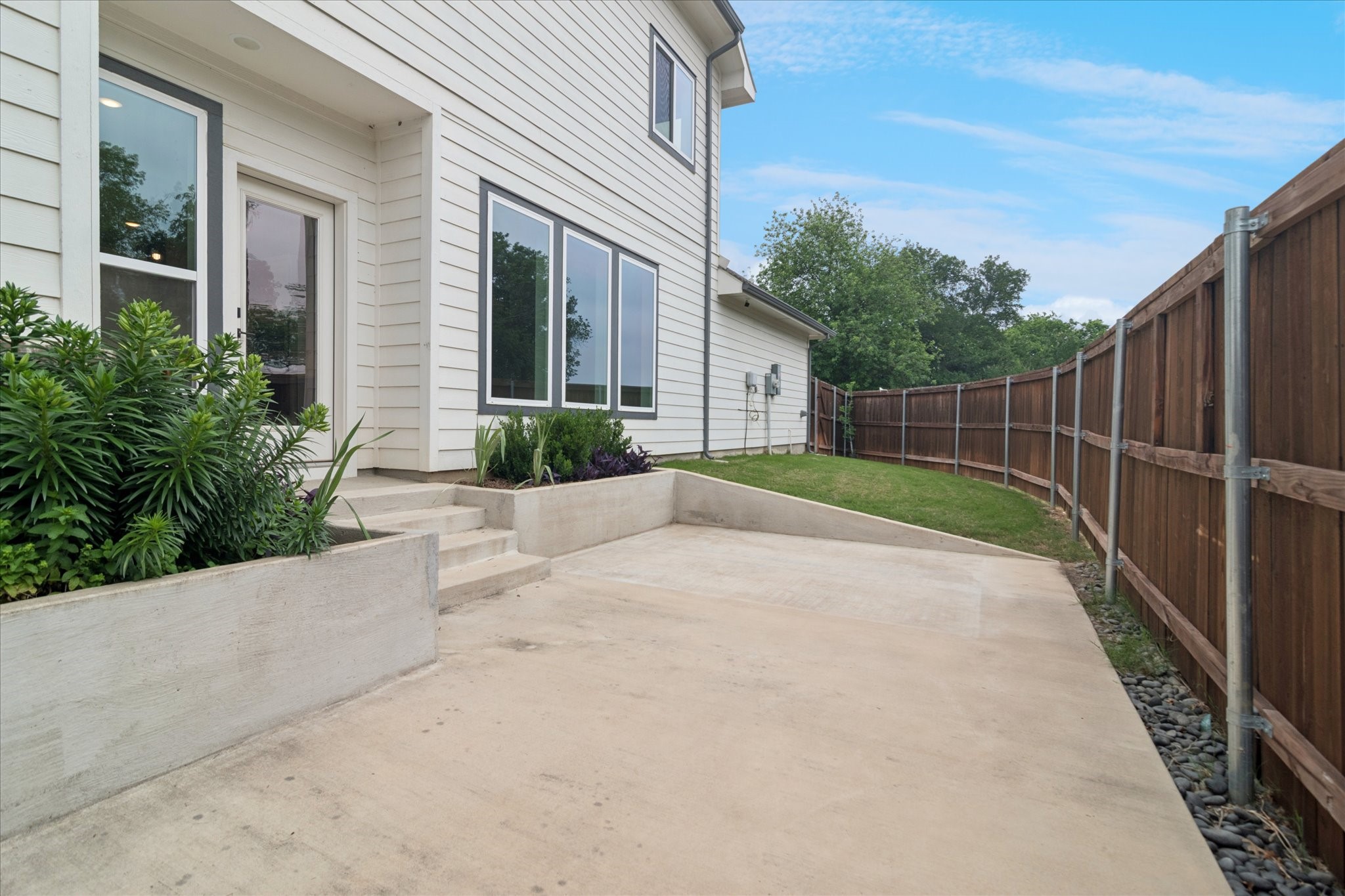 1585 Jackson Street Carrollton TX 75006