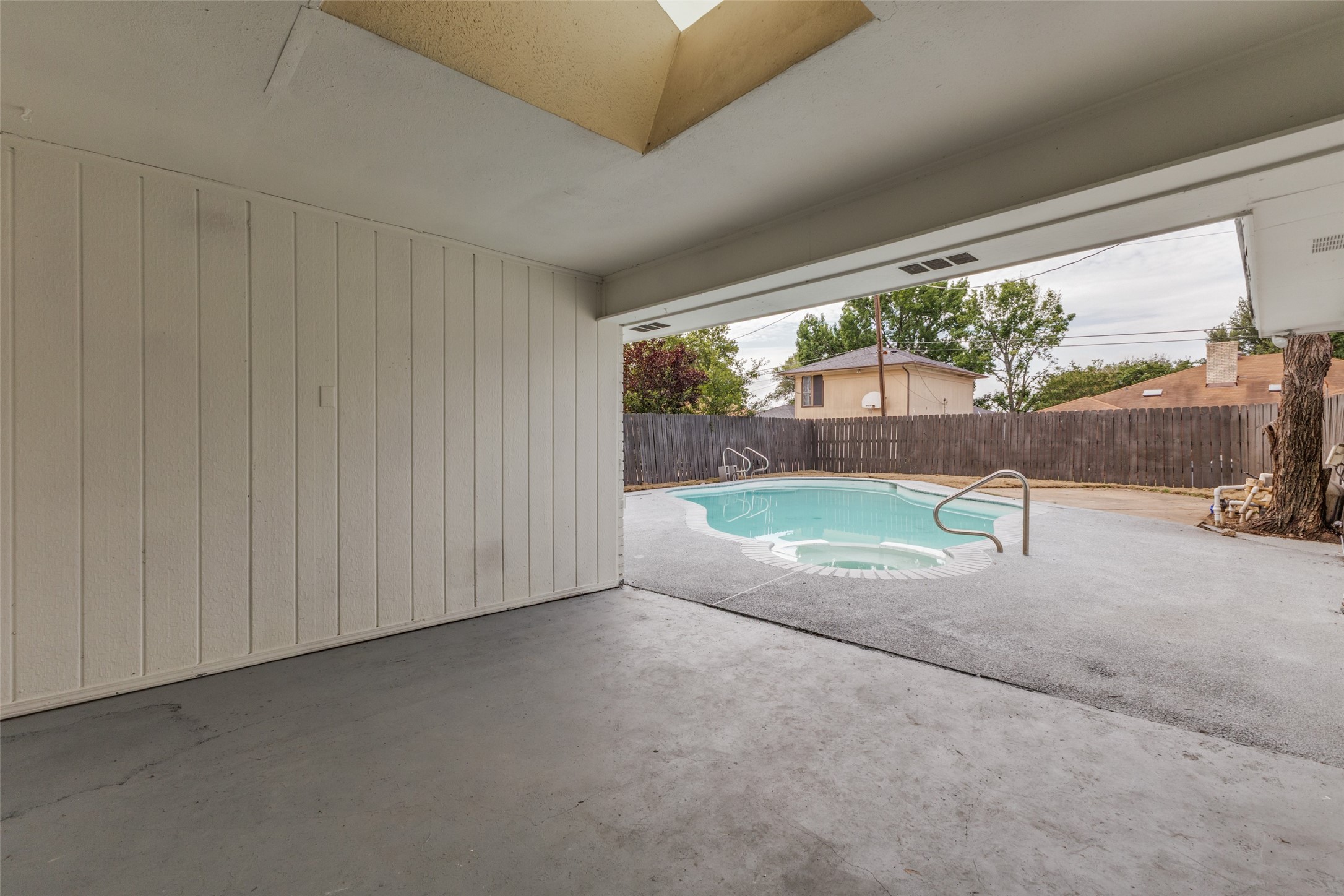 418 Dinalynn Street Mesquite TX 75149