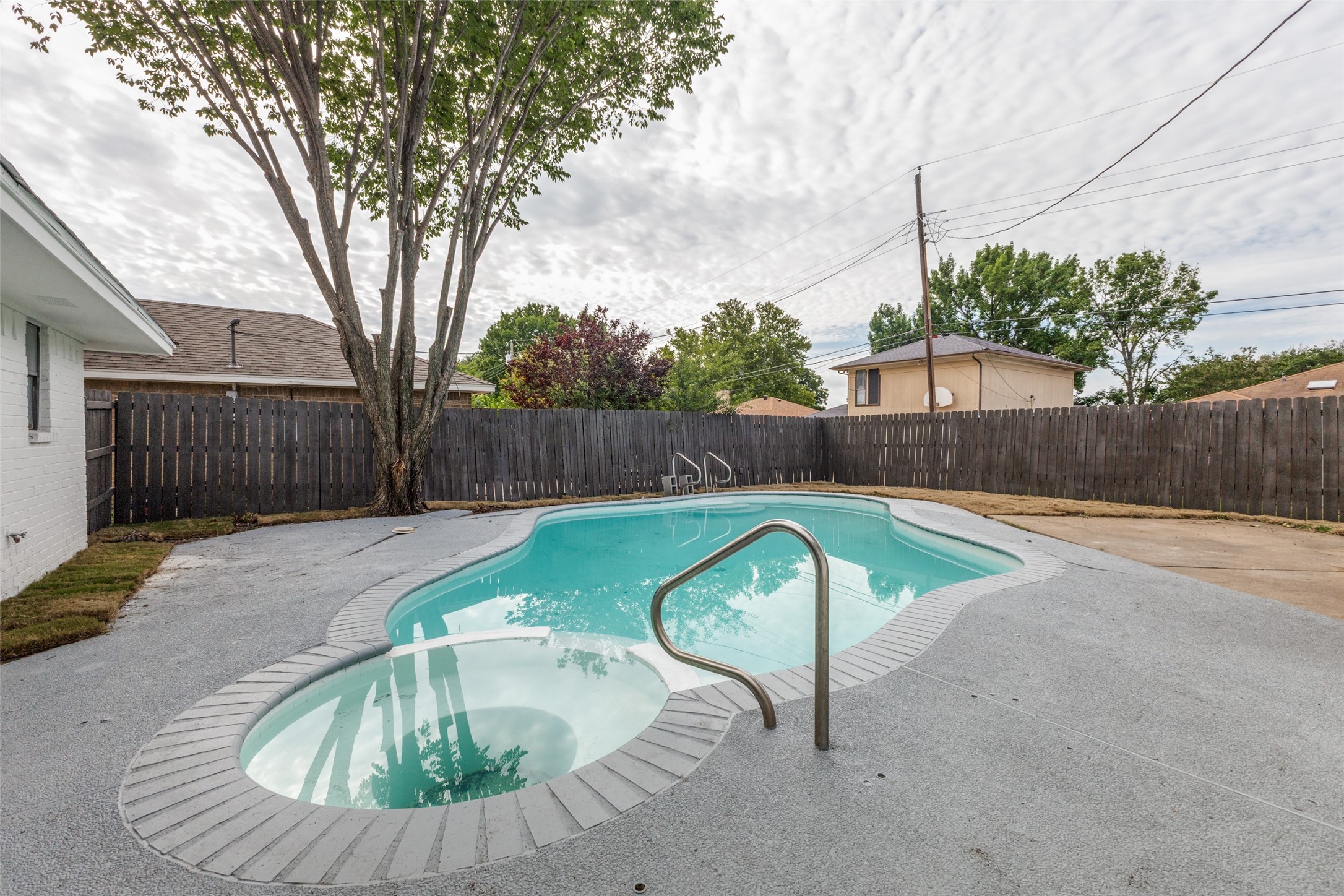 418 Dinalynn Street Mesquite TX 75149