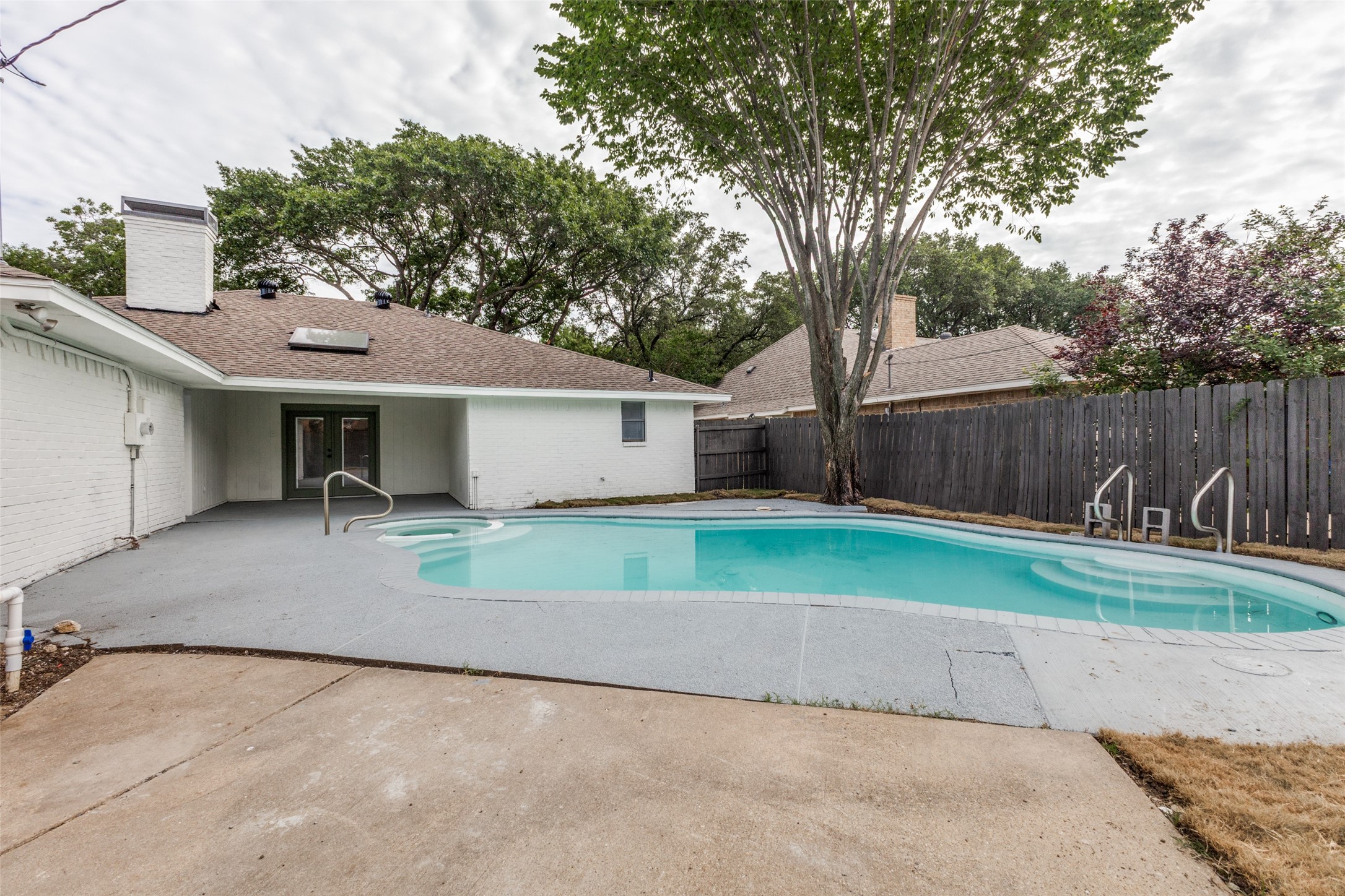 418 Dinalynn Street Mesquite TX 75149