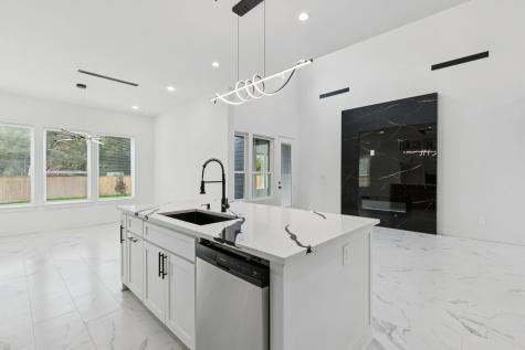 4715 S Denley Drive Dallas TX 75216