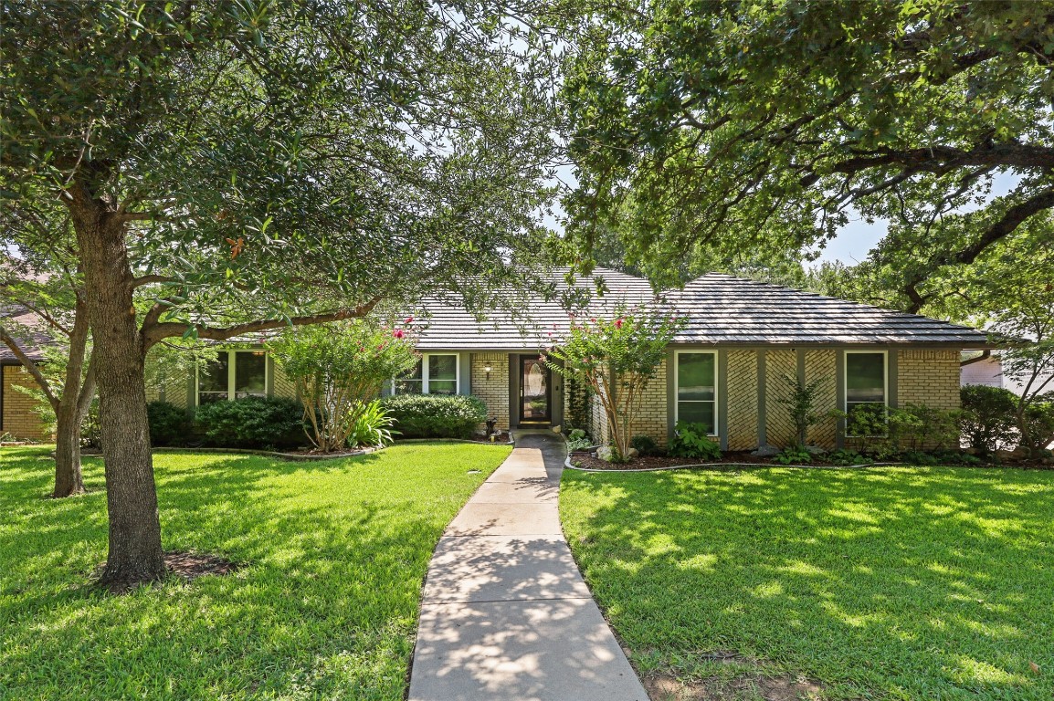 3105 Greenbrook Drive Arlington TX 76016