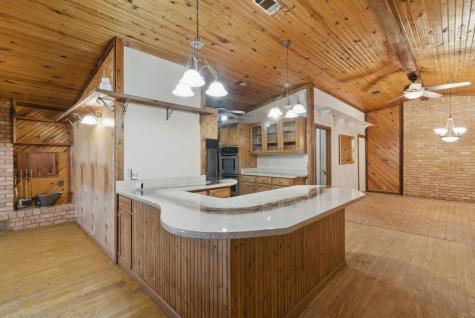 215 County Road 564 Eastland TX 76448