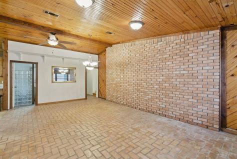 215 County Road 564 Eastland TX 76448