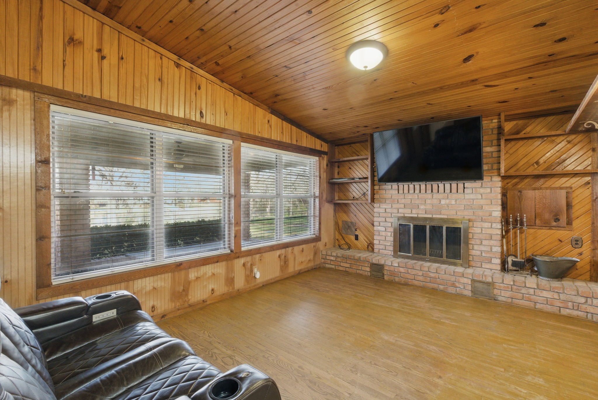 215 County Road 564 Eastland TX 76448