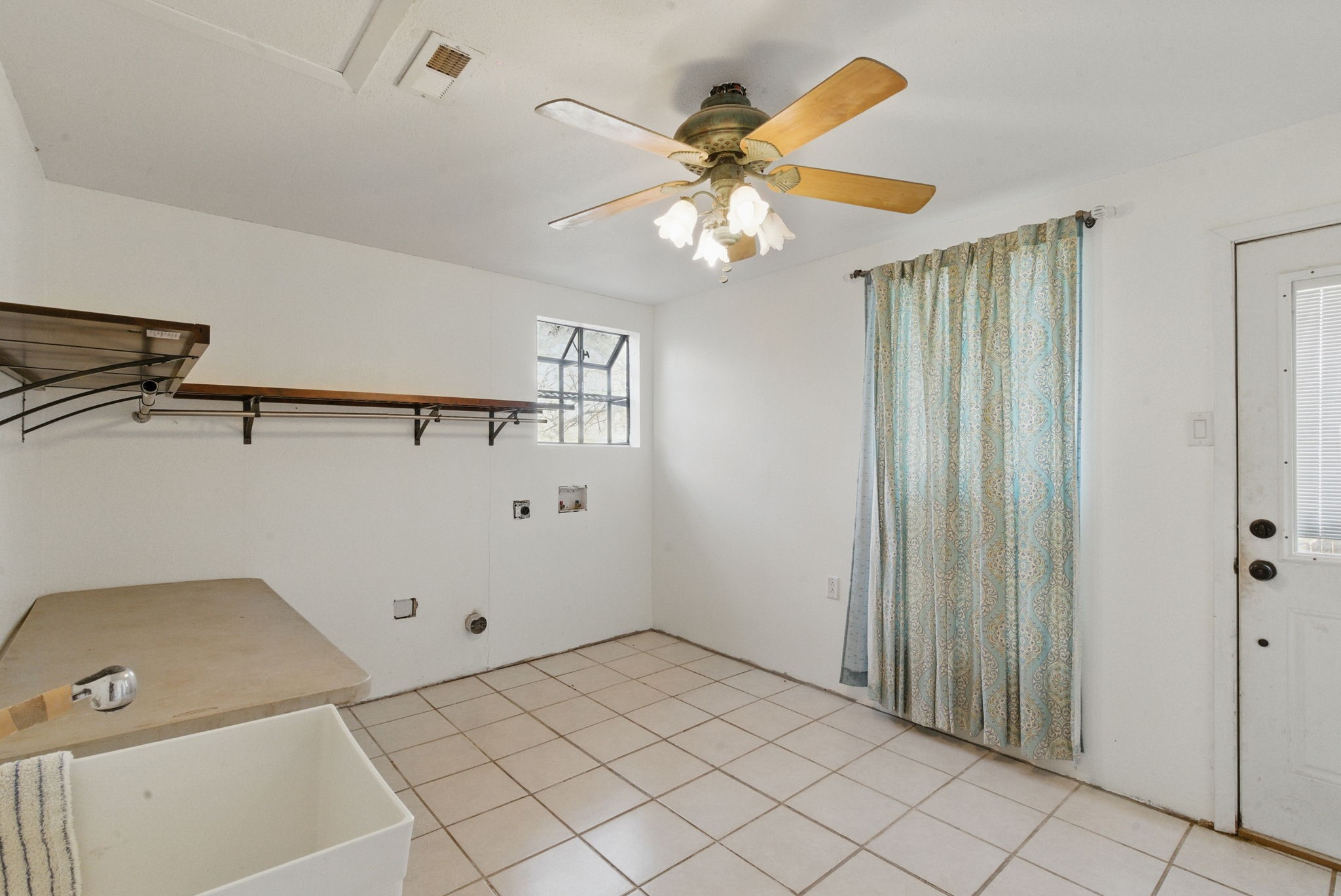 215 County Road 564 Eastland TX 76448