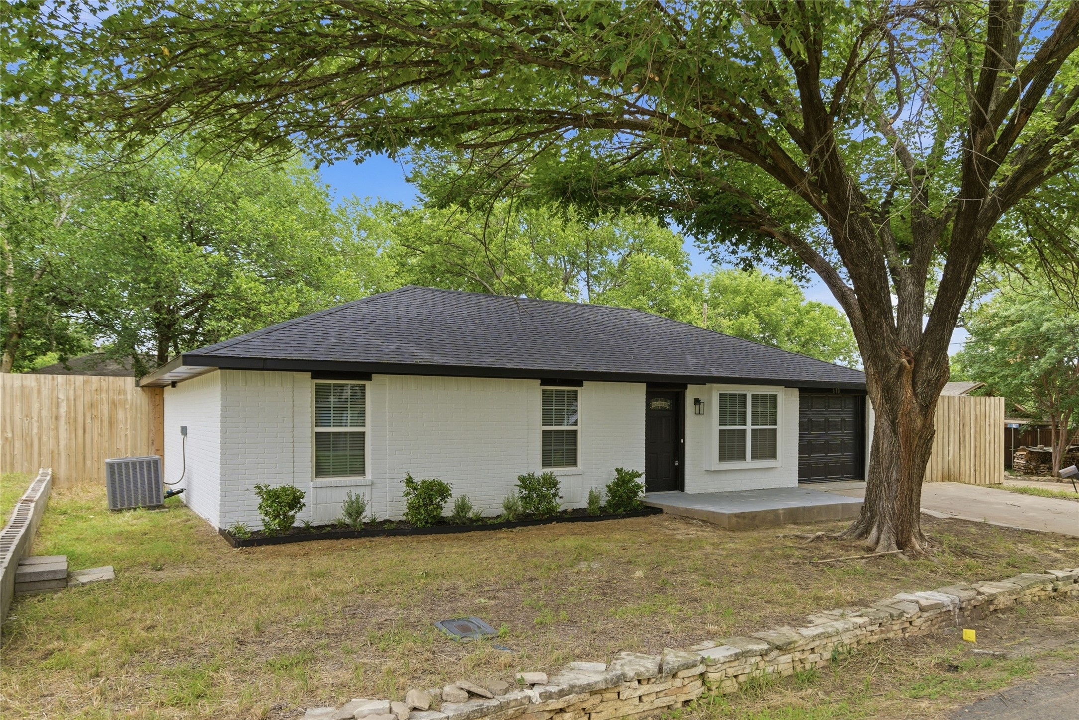 610 Galbraith Street Lake Dallas TX 75065