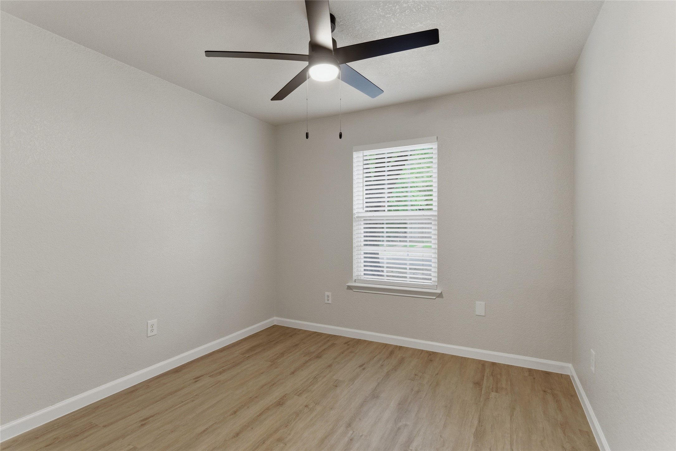 610 Galbraith Street Lake Dallas TX 75065