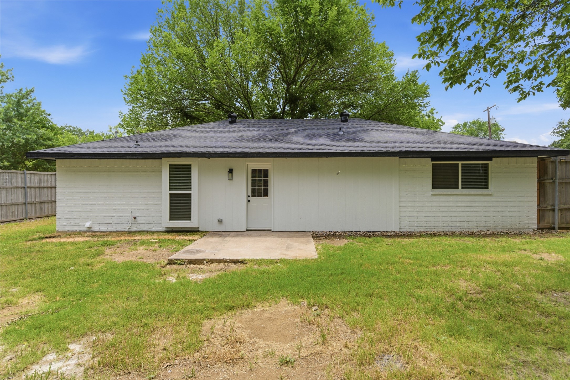 610 Galbraith Street Lake Dallas TX 75065