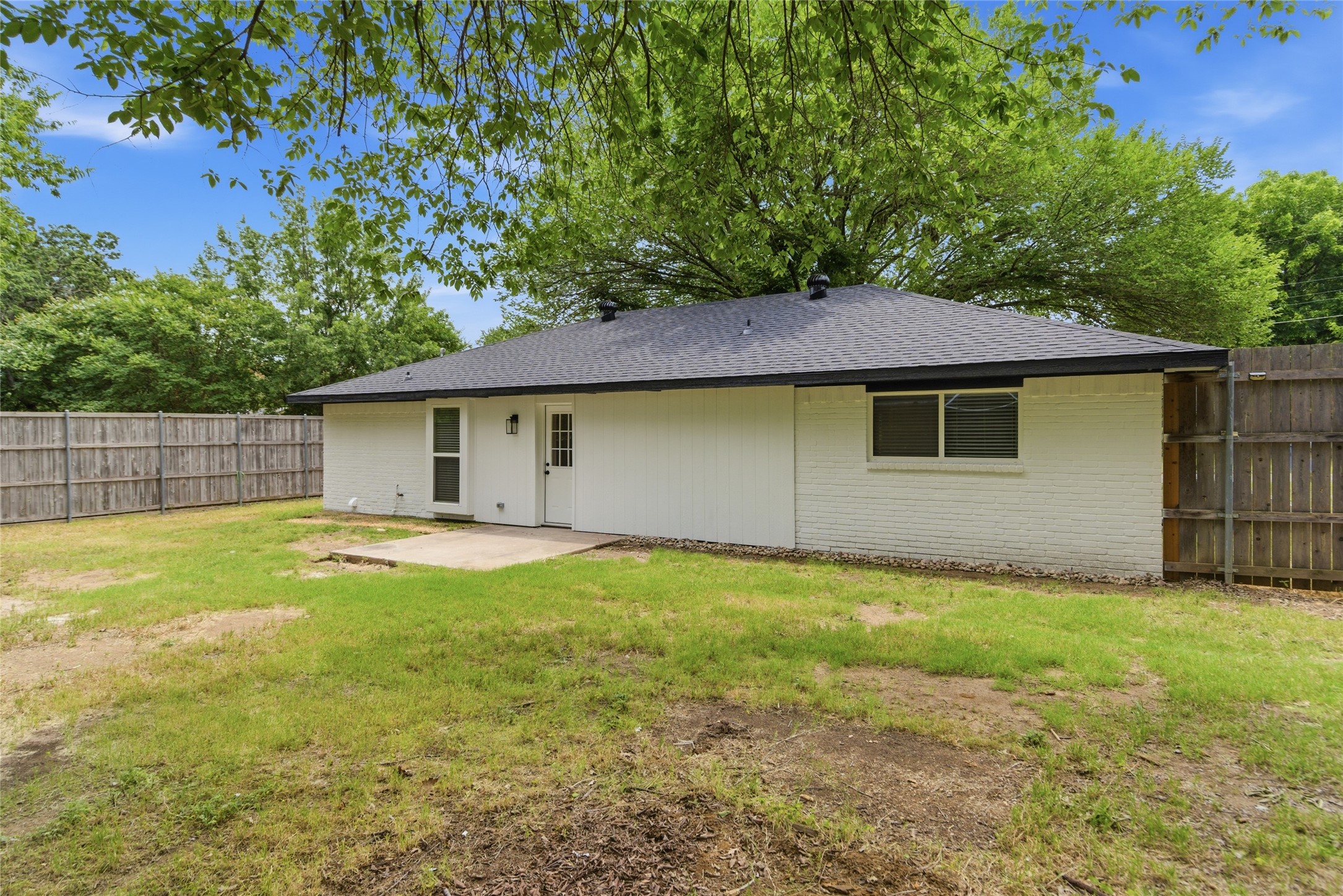 610 Galbraith Street Lake Dallas TX 75065
