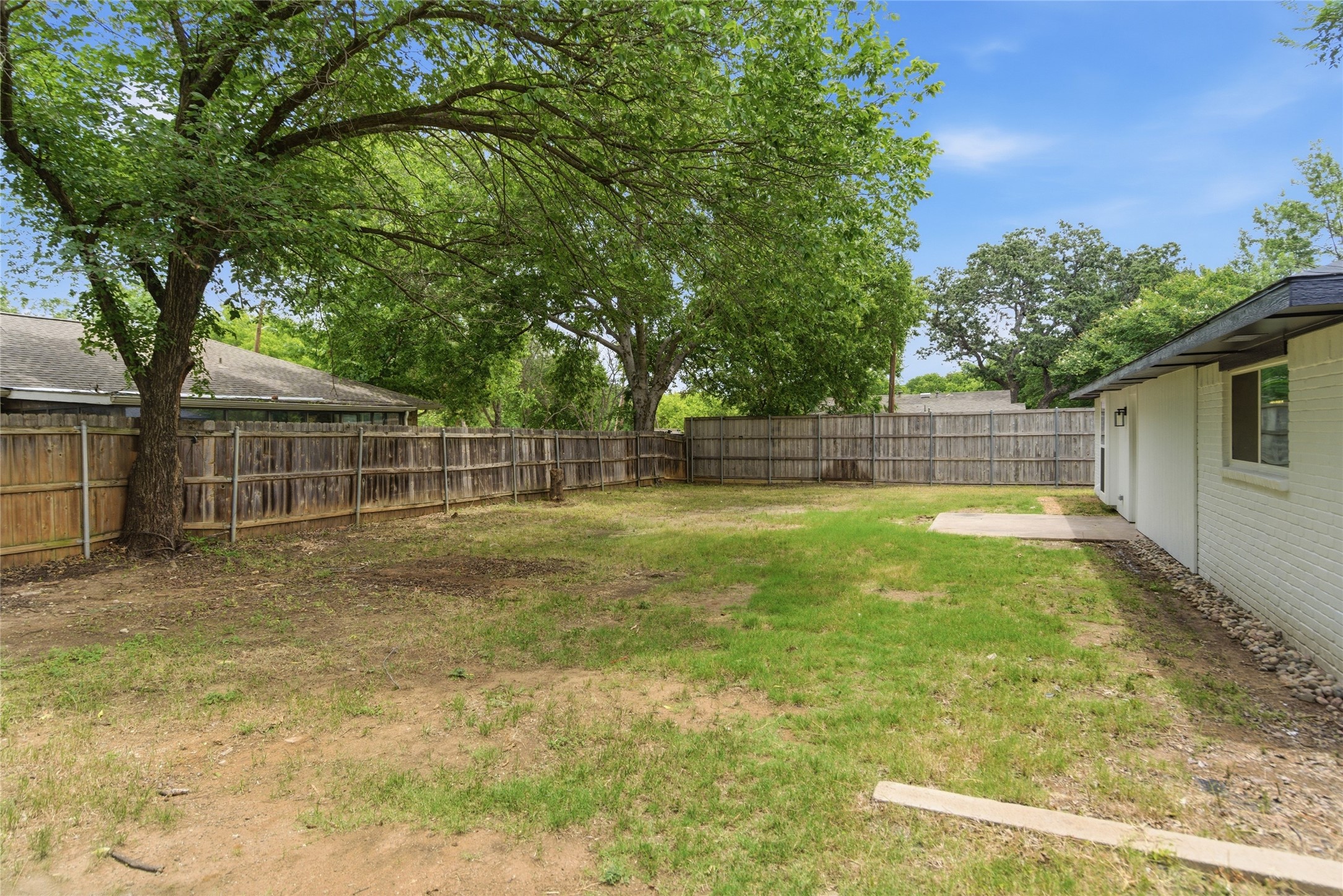 610 Galbraith Street Lake Dallas TX 75065
