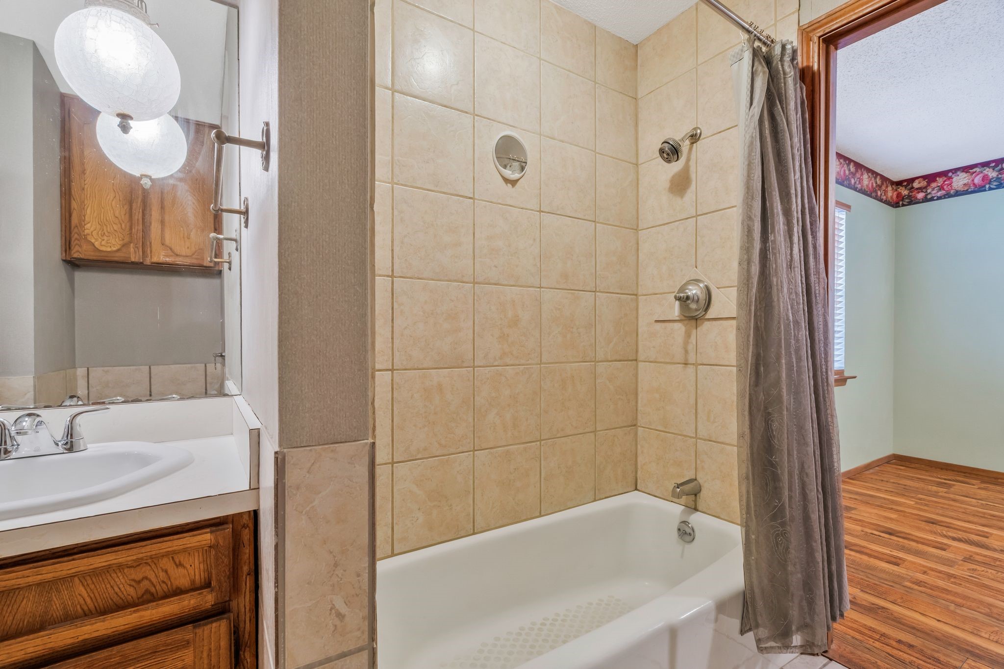 2716 Plover Lane Irving TX 75060