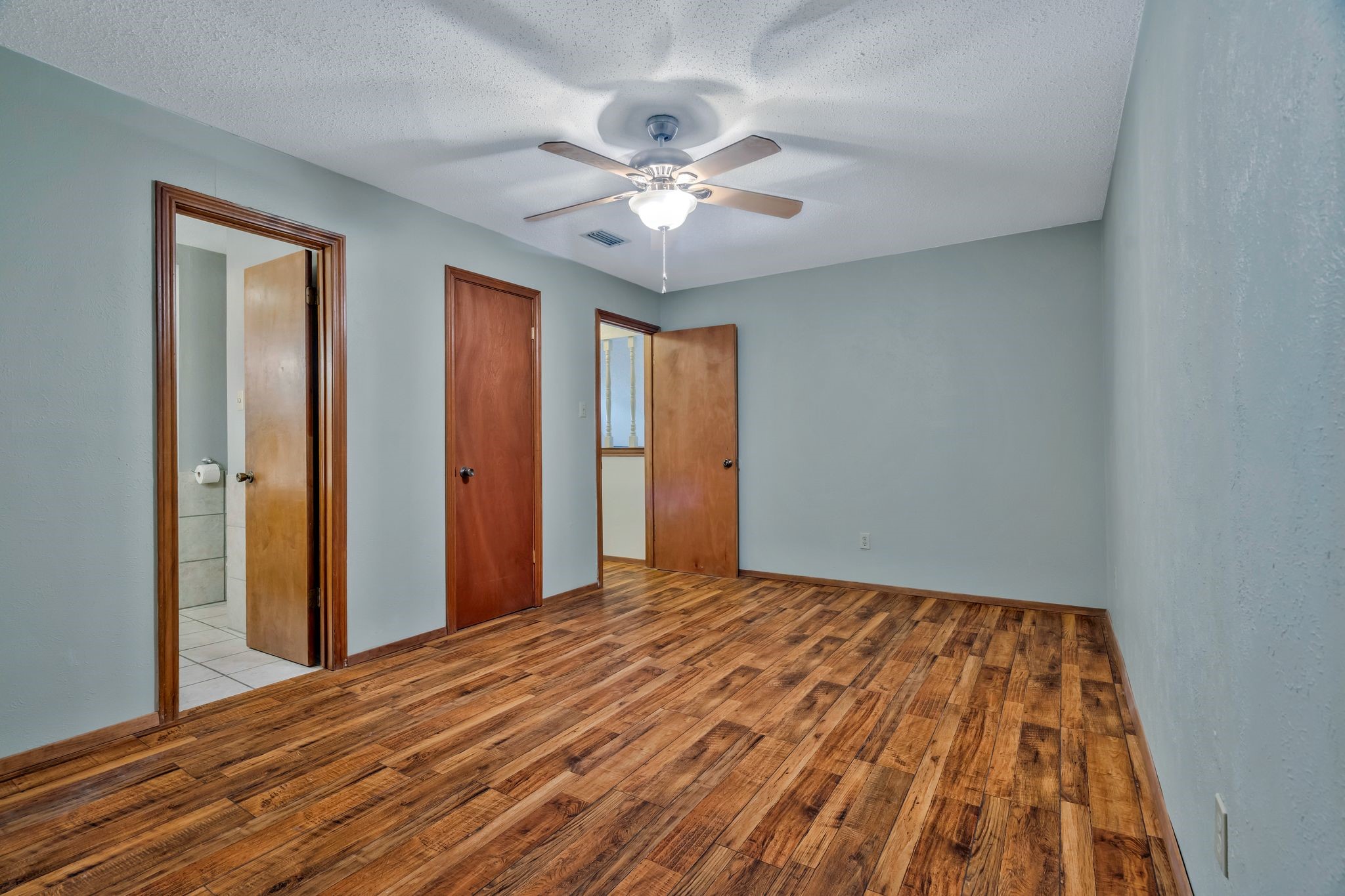 2716 Plover Lane Irving TX 75060