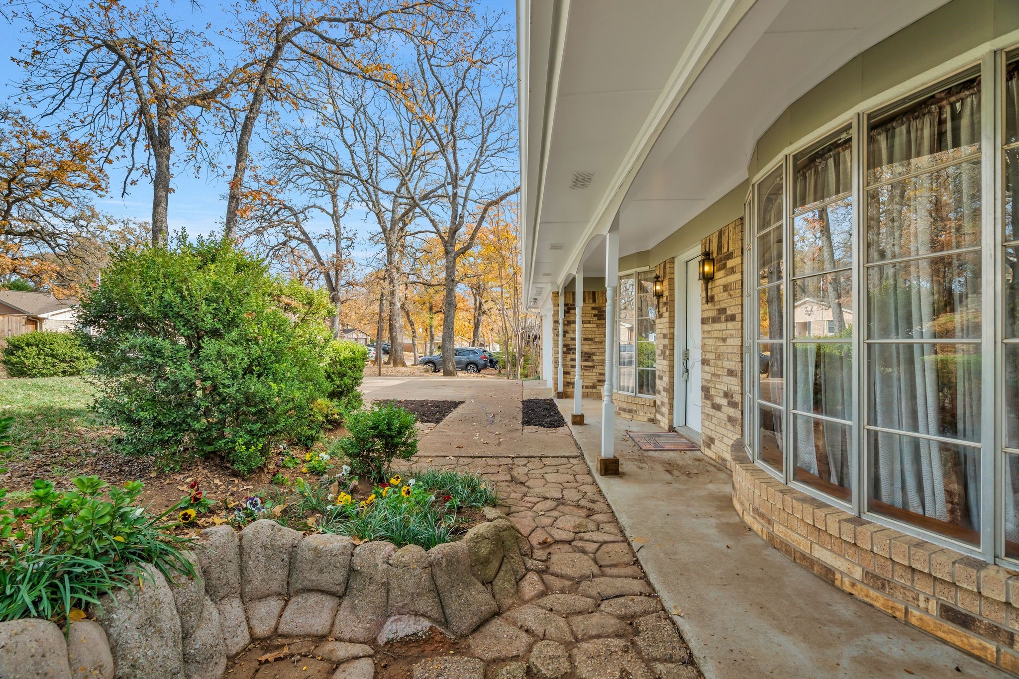 2716 Plover Lane Irving TX 75060