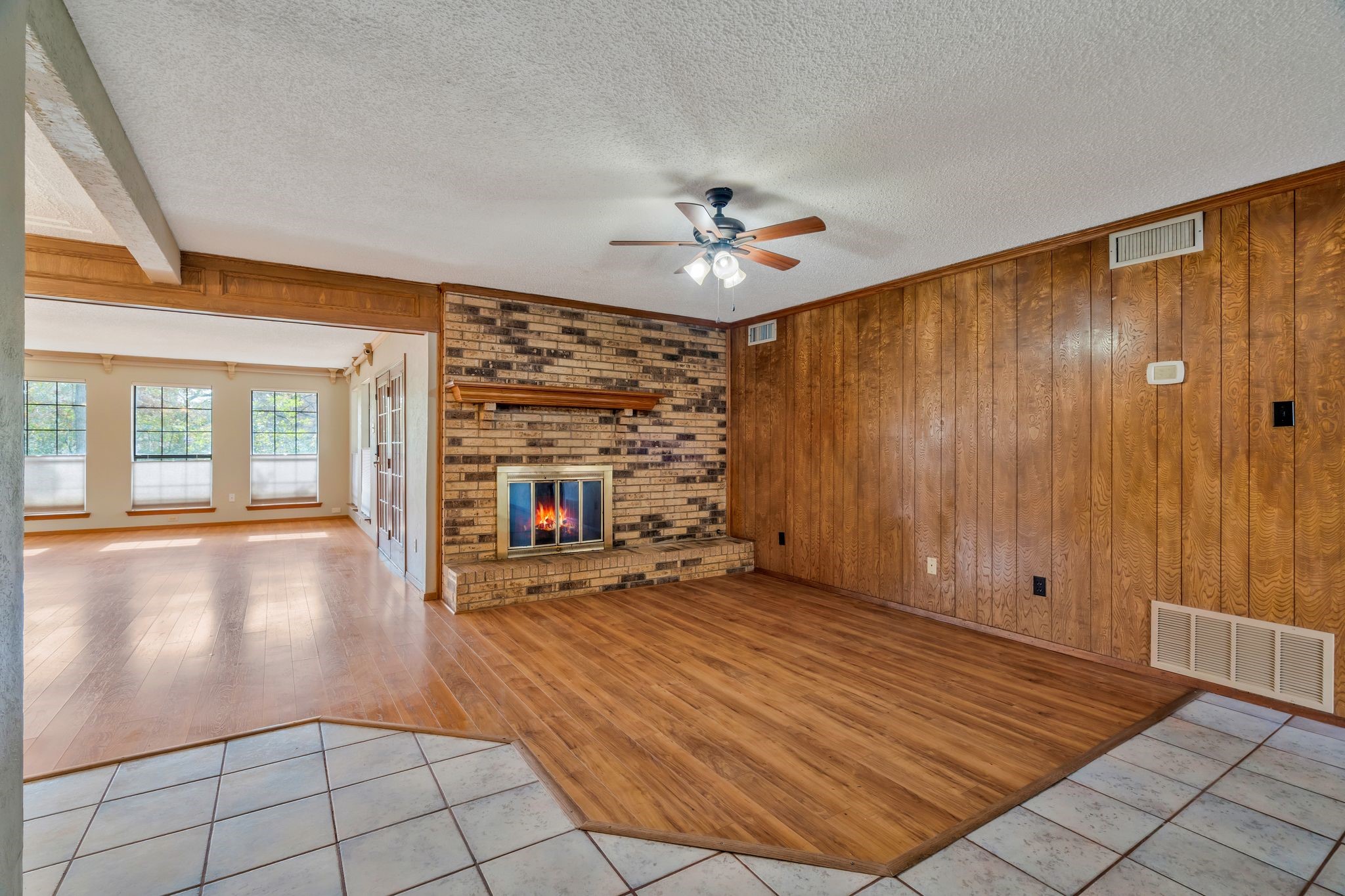 2716 Plover Lane Irving TX 75060
