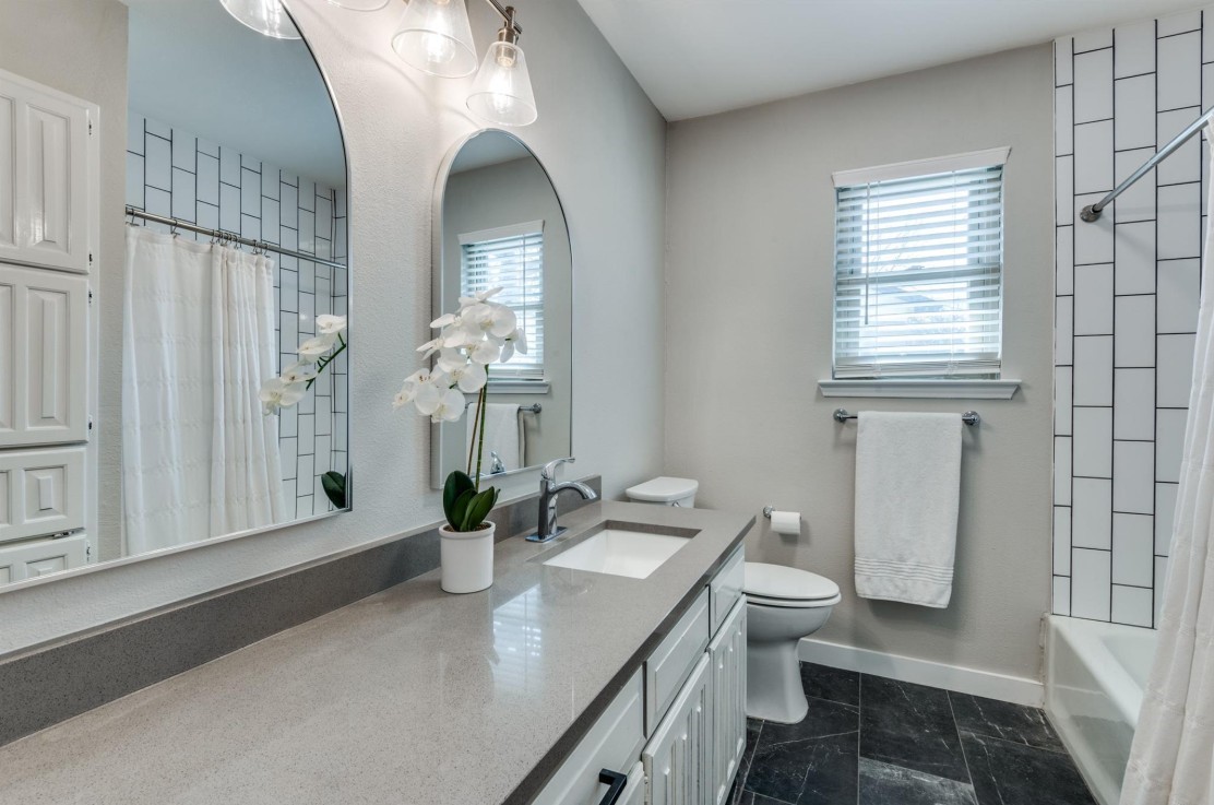 3810 Boxwood Court Arlington TX 76017