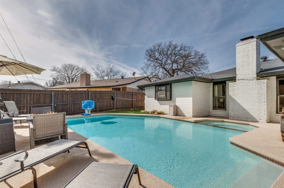 3810 Boxwood Court Arlington TX 76017