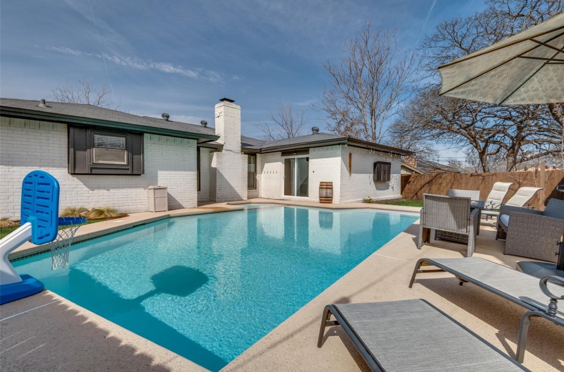 3810 Boxwood Court Arlington TX 76017
