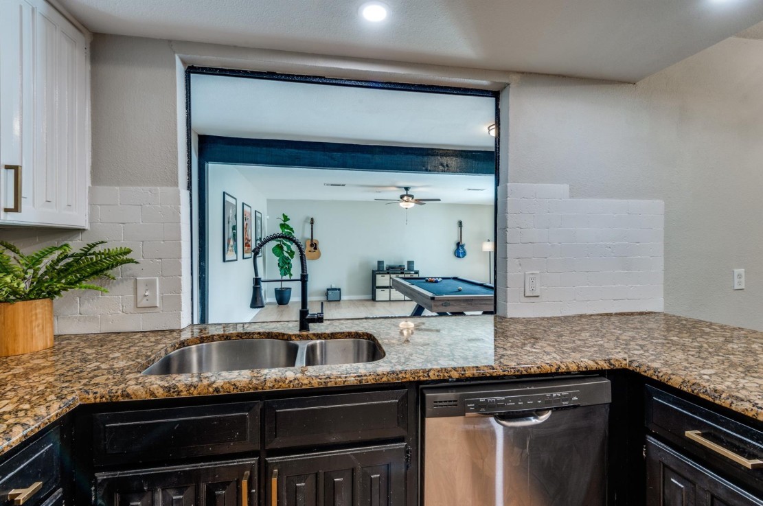 3810 Boxwood Court Arlington TX 76017