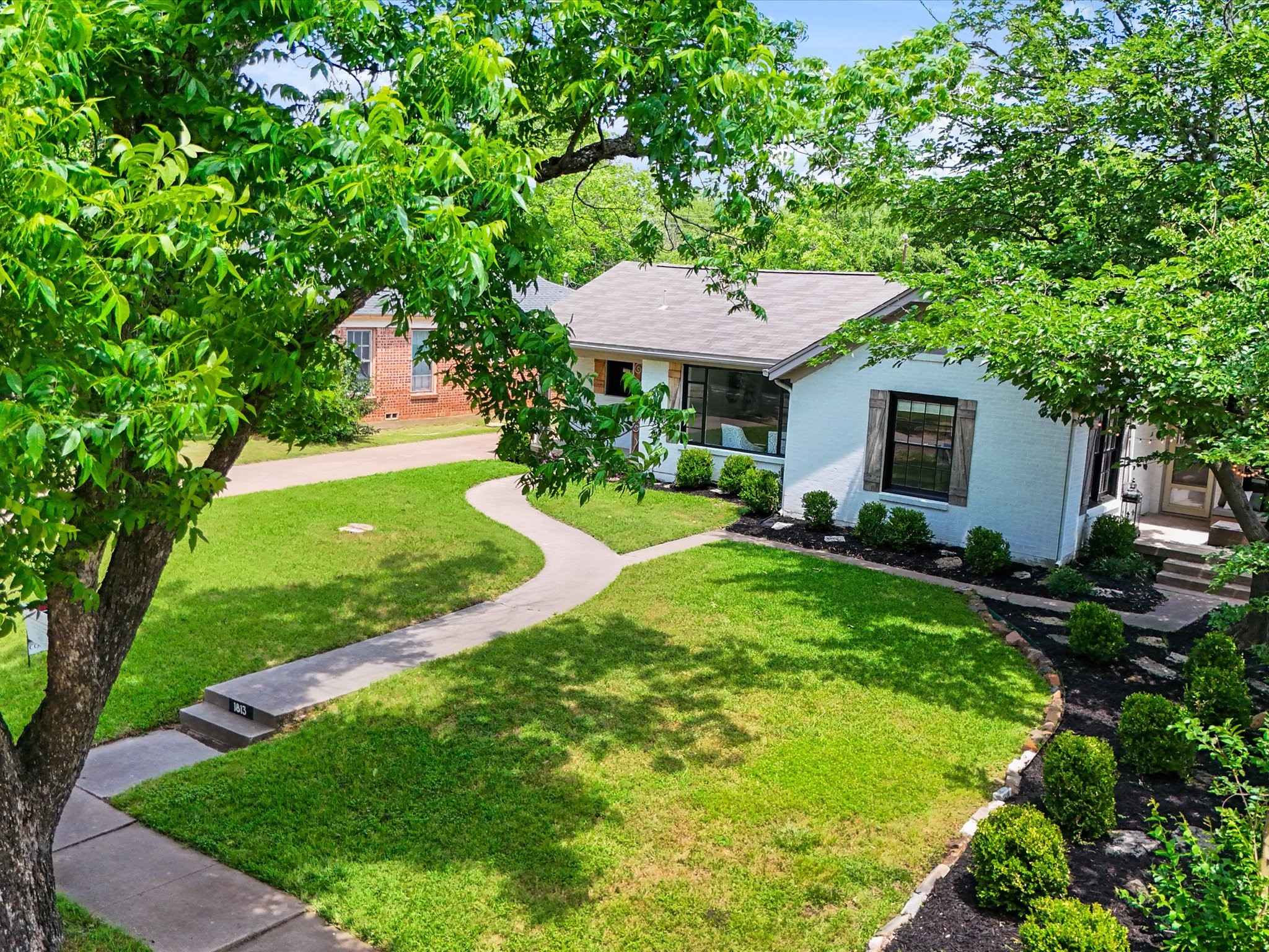 1813 Martel Avenue Fort Worth TX 76103