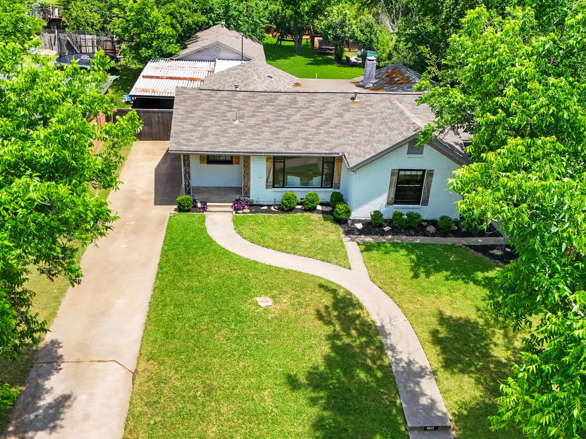 1813 Martel Avenue Fort Worth TX 76103