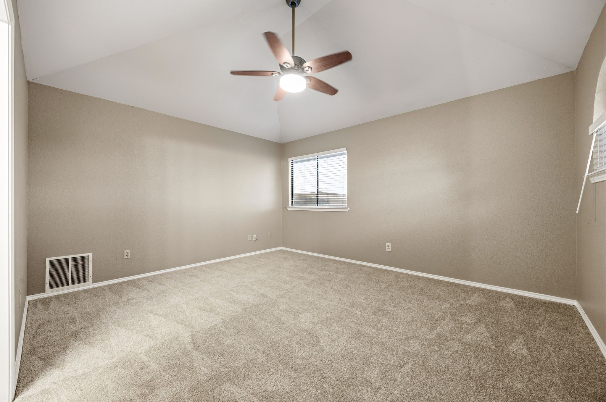 2060 Arbor Creek Drive Carrollton TX 75010