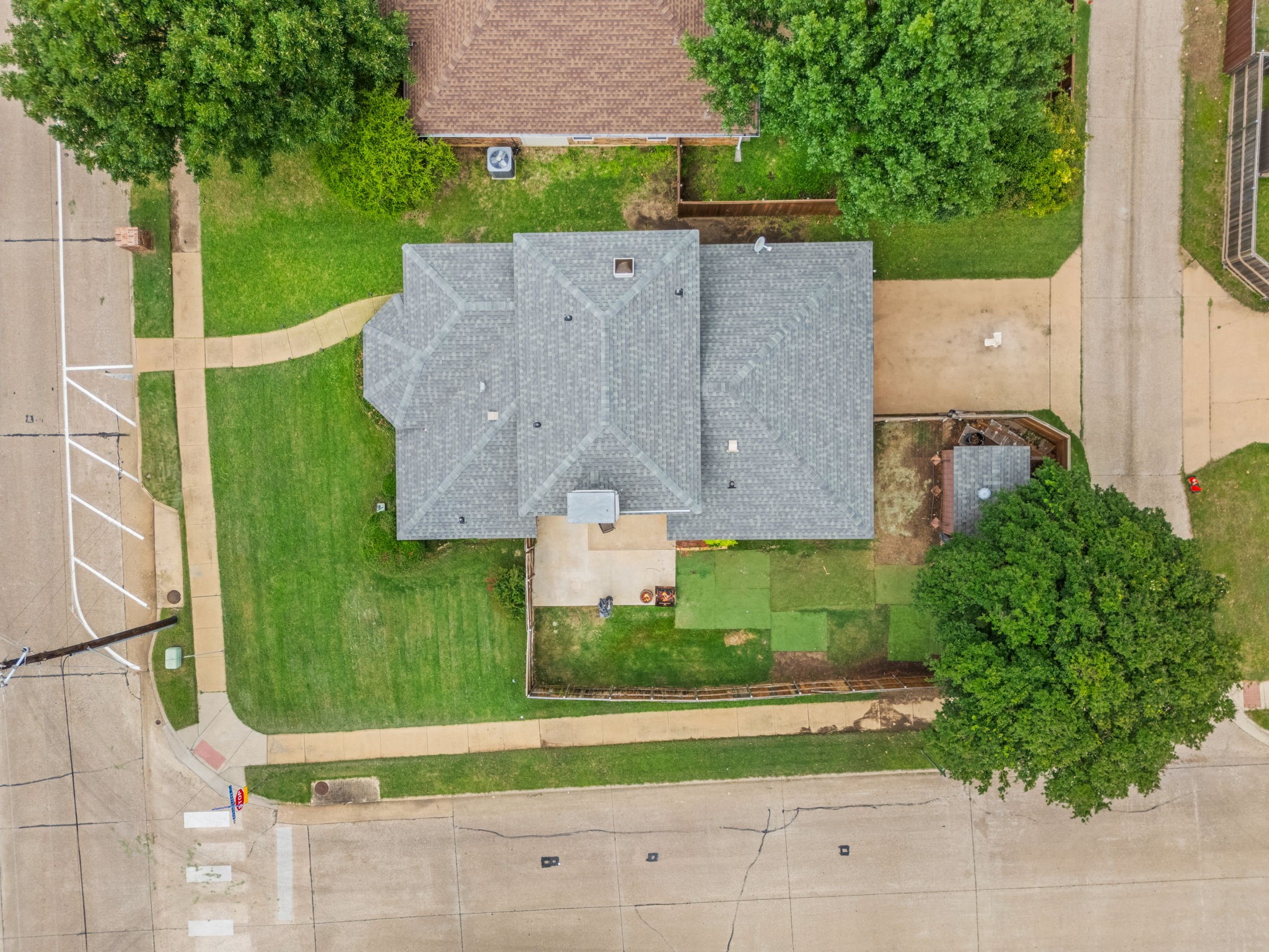 2060 Arbor Creek Drive Carrollton TX 75010